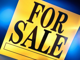 Profitable glass products manufacturing Business for Sale