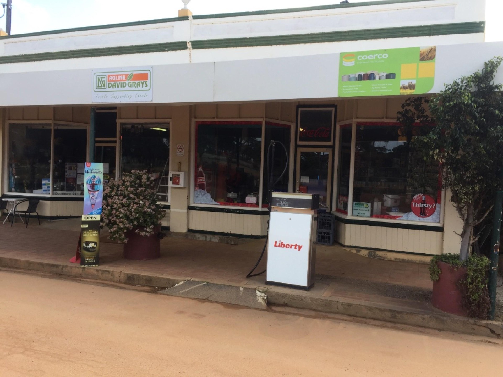 Country Business New To 564670 1