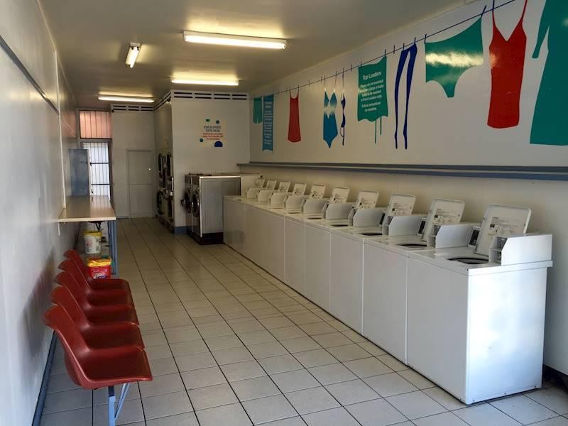 Coin Laundromat With Freehold 564940 1