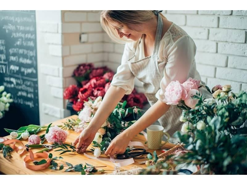 Retail Florist In Eastern 565075 2