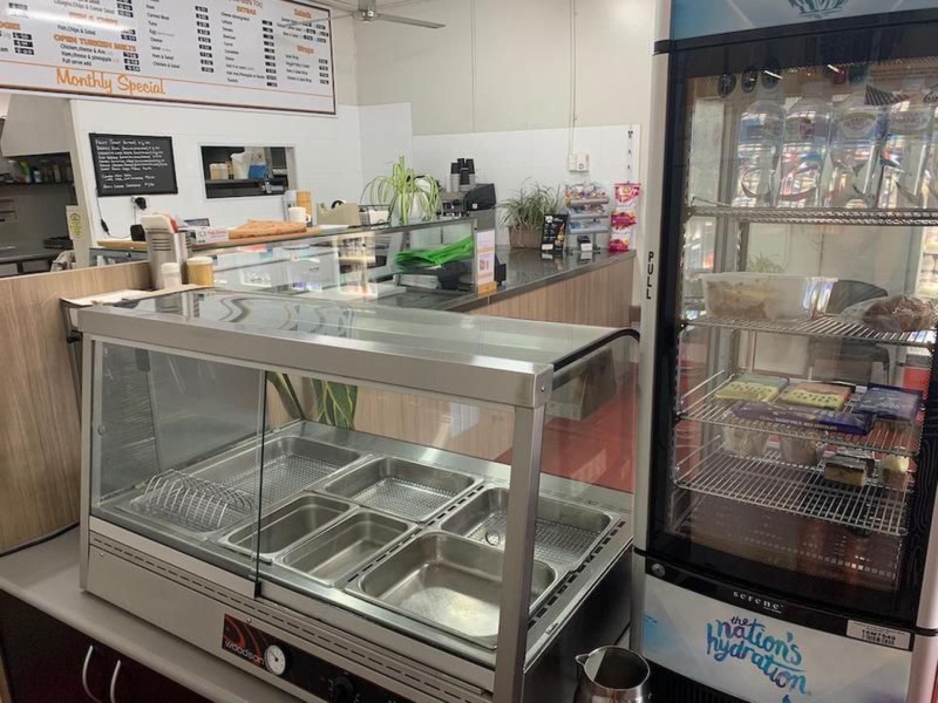 Industrial Takeaway Café – 566361 3