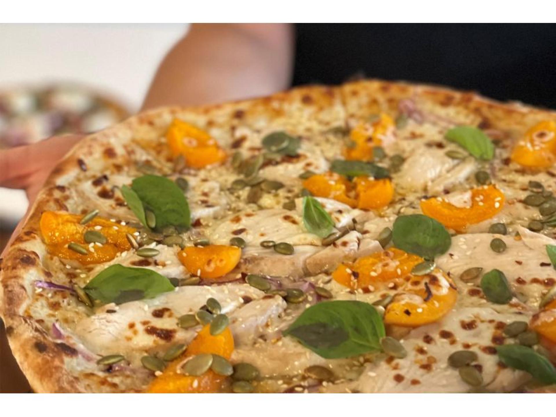 Stylish Licensed Pizza Restaurant 566933 2