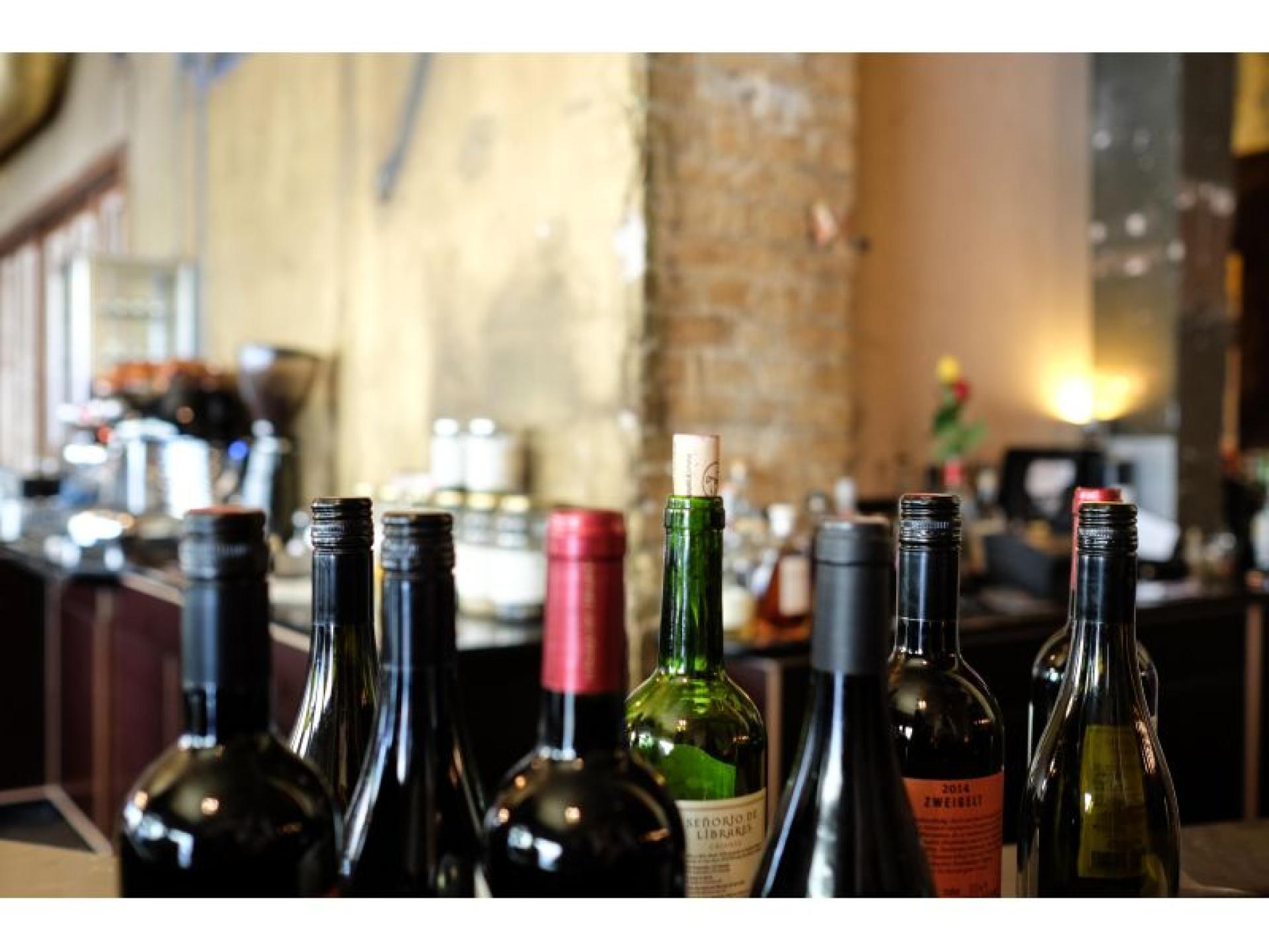 Tapas Bar And Restaurant 568161 3