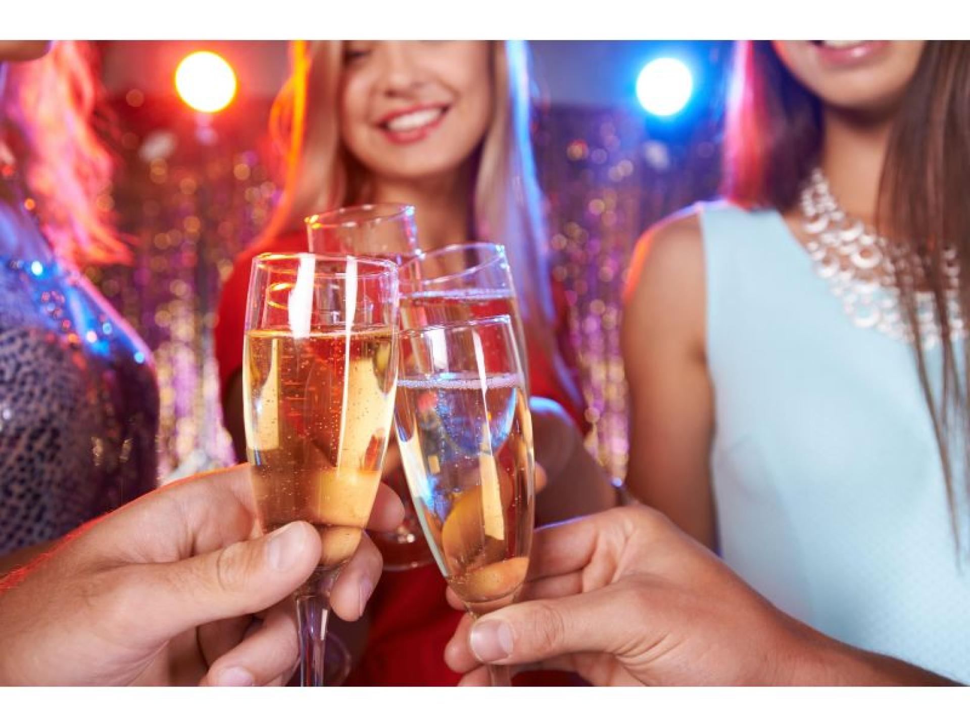 Tapas Bar And Restaurant 568161 2