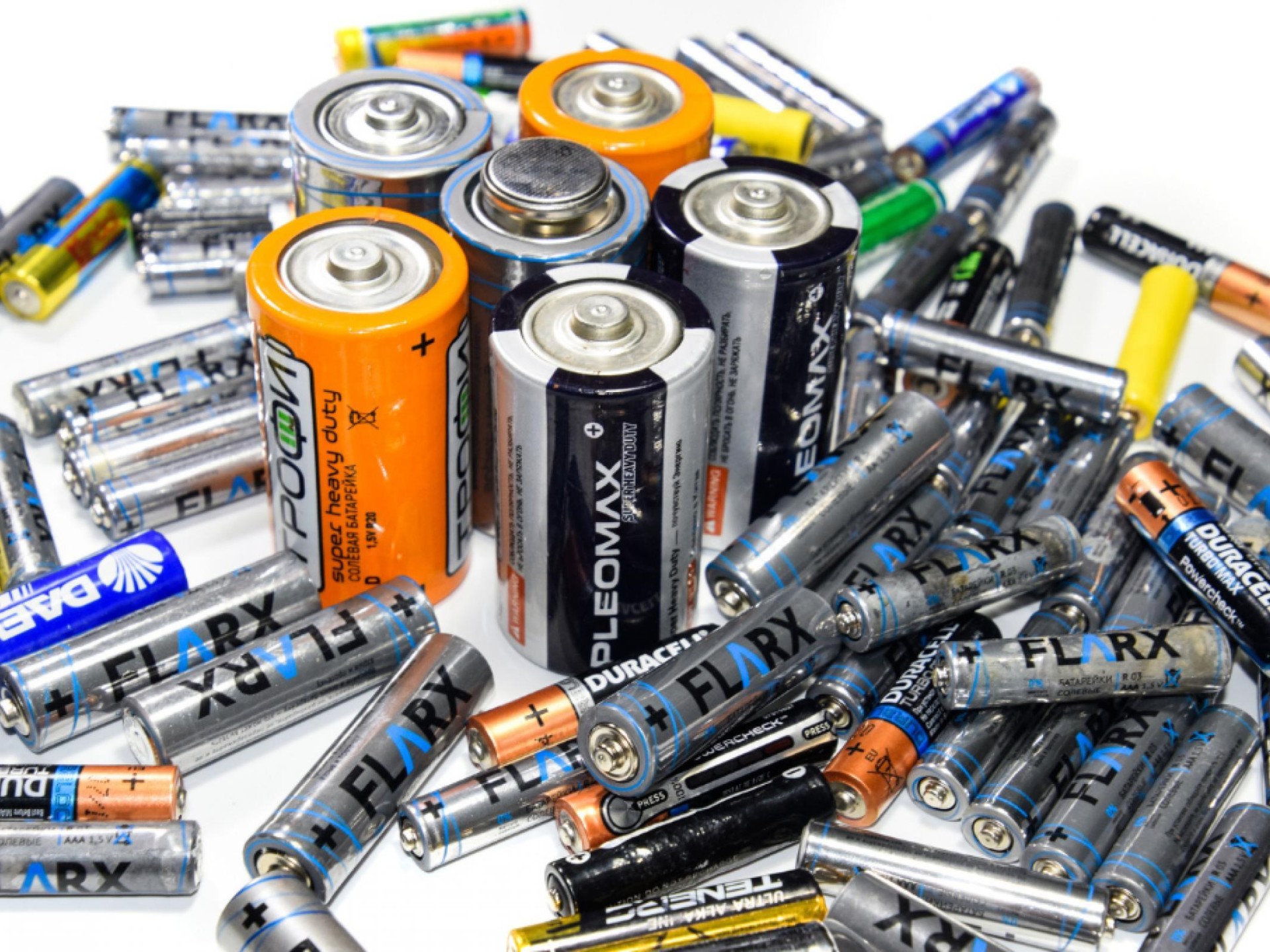 Battery Service Centre Business 571906 1