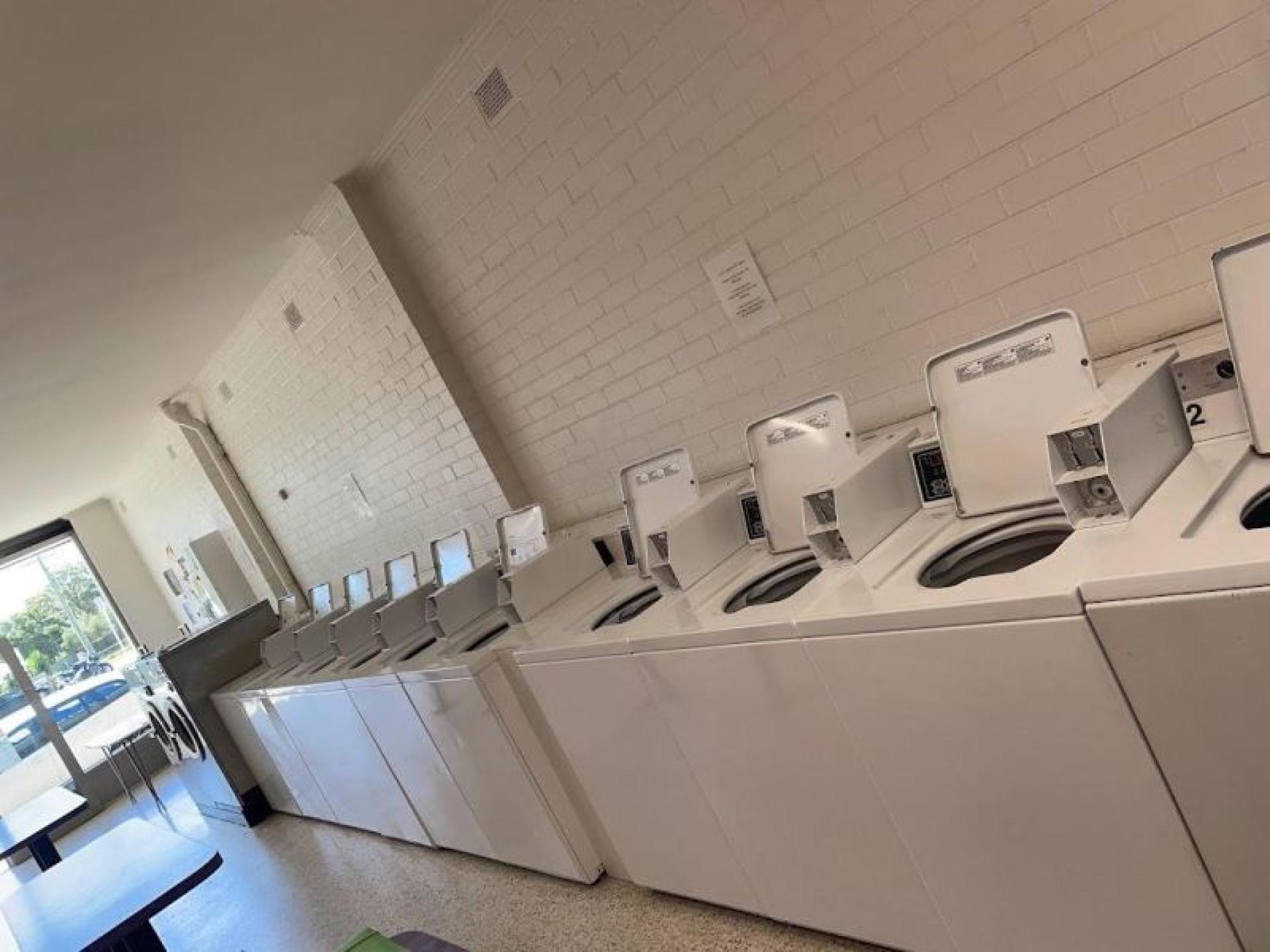 Mornington Peninsula Coin Laundry 572638 1