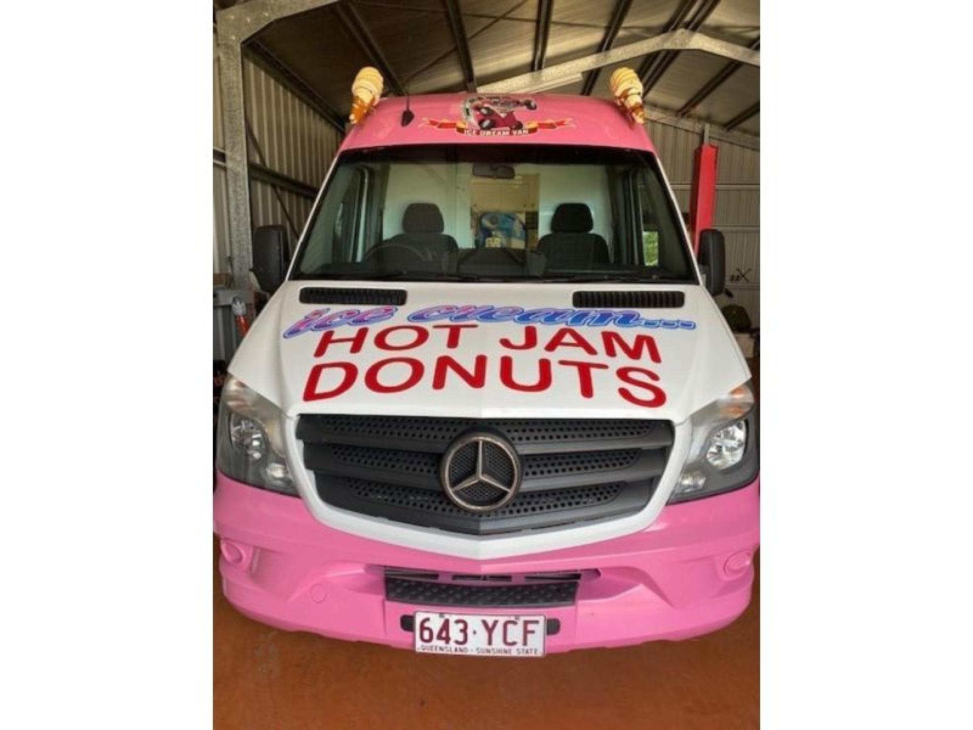 As New Ice-cream Van 572947 2