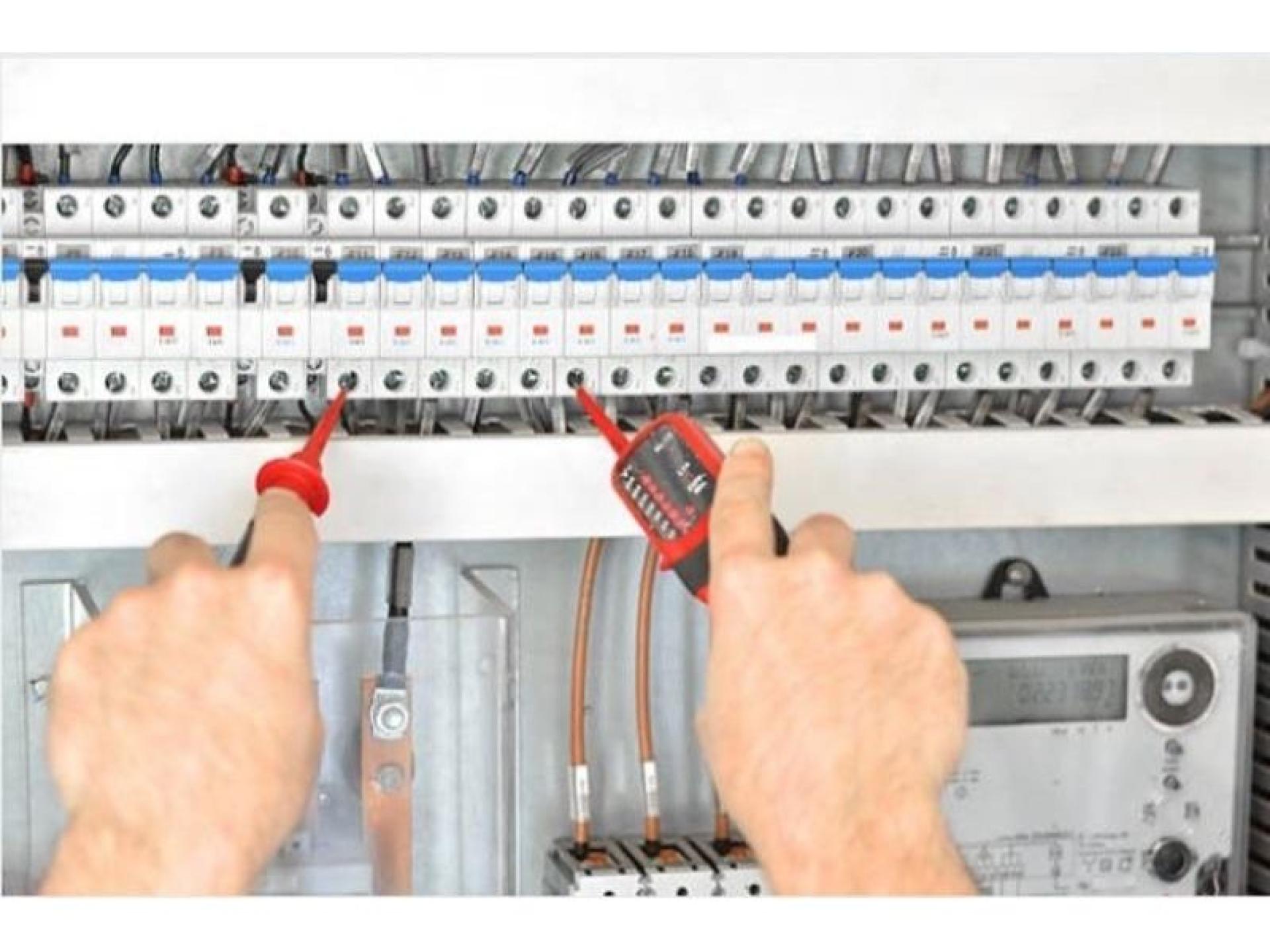 Electrical Contractor Central Highlands 572950 1