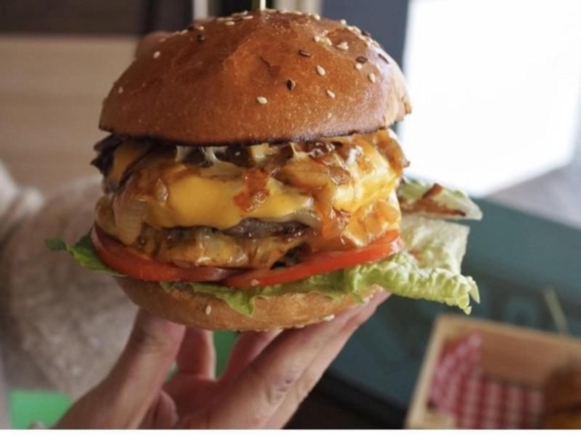 Popular Burger Bar Takeaway 572998 2