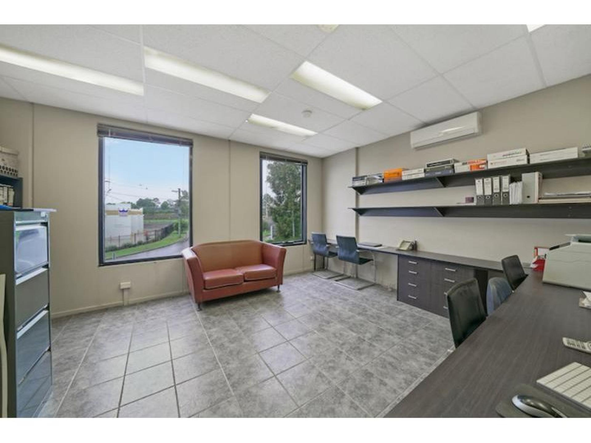 Kitchen And Benchtop Renovation 572999 3