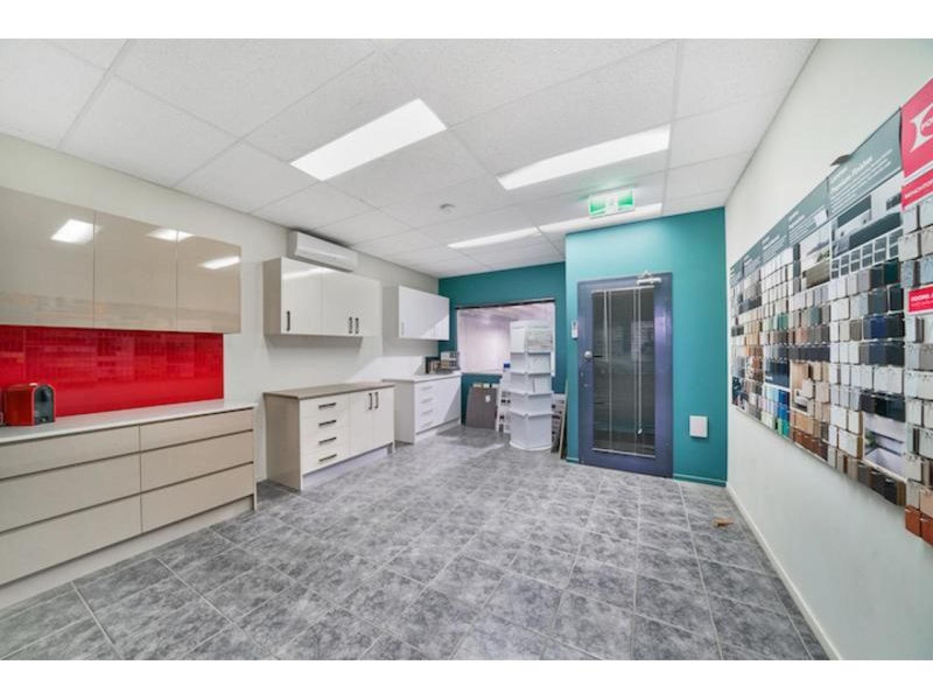 Kitchen And Benchtop Renovation 572999 2