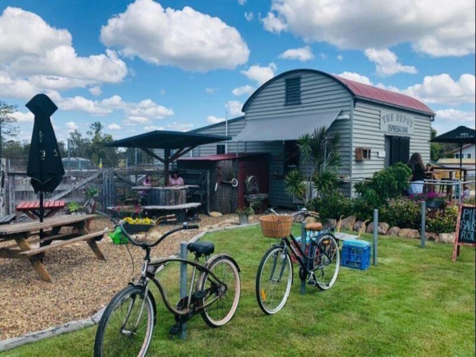 Cafe For Sale In 573024 1