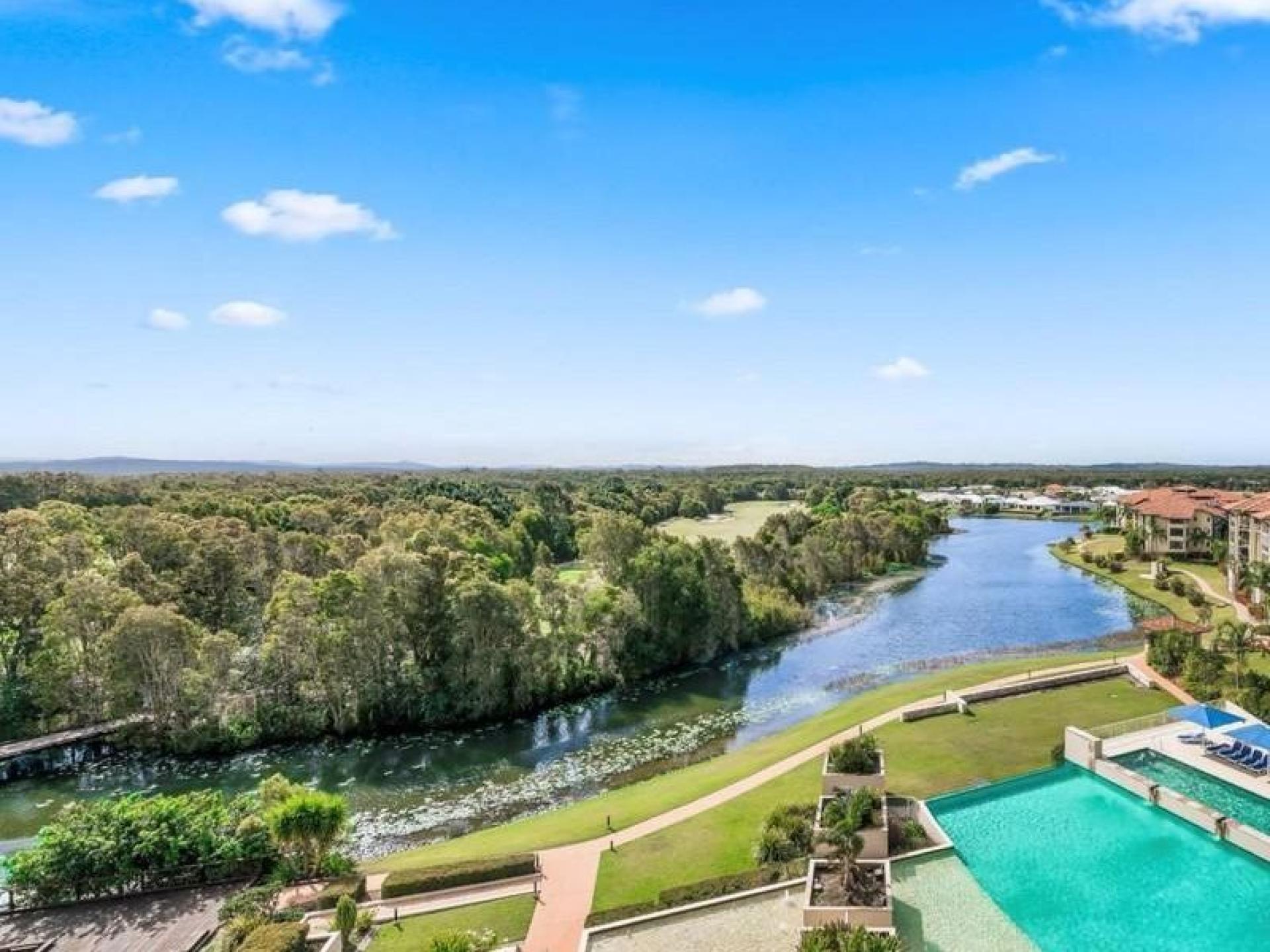 Sold! Online Real Estate 573031 3