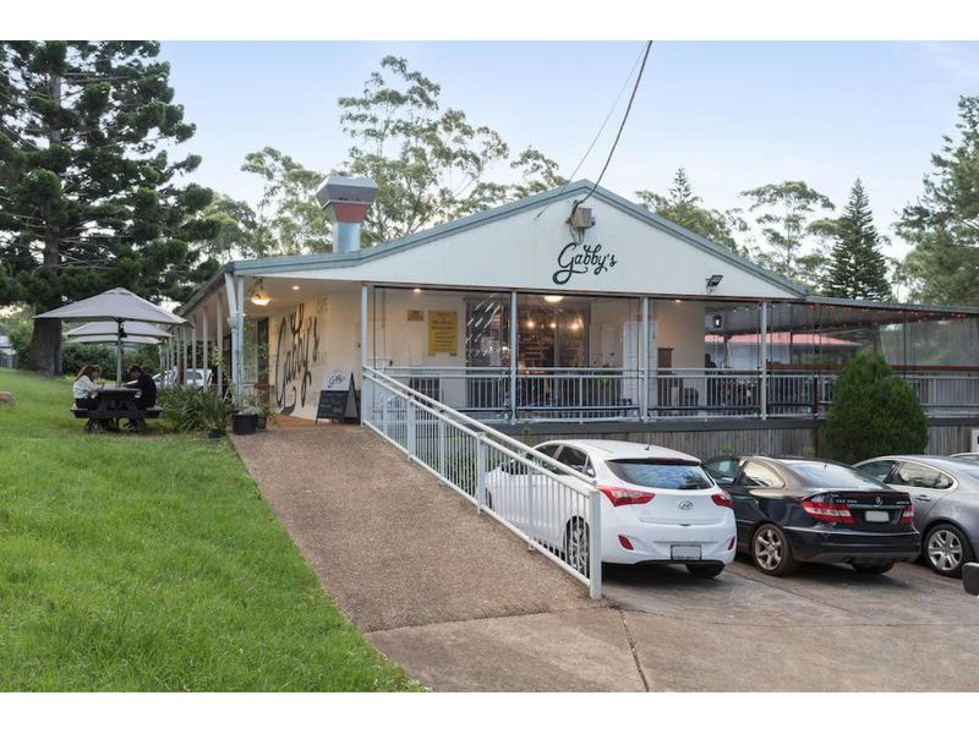 Sold! Popular Cafe-bar Restaurant 573232 1