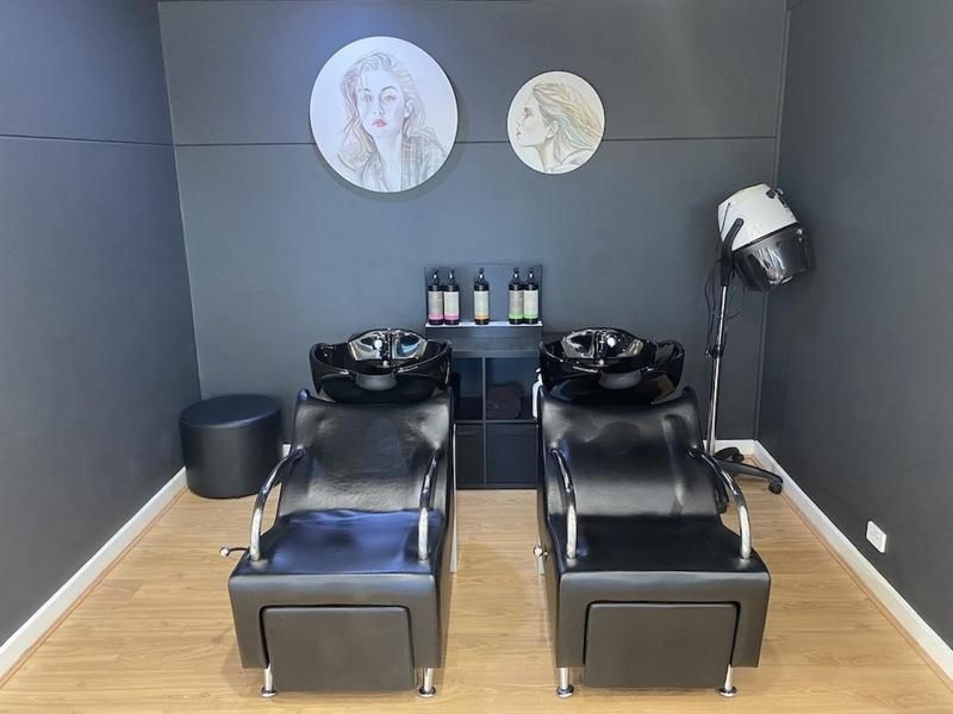 Boutique Hair Salon In 574551 2