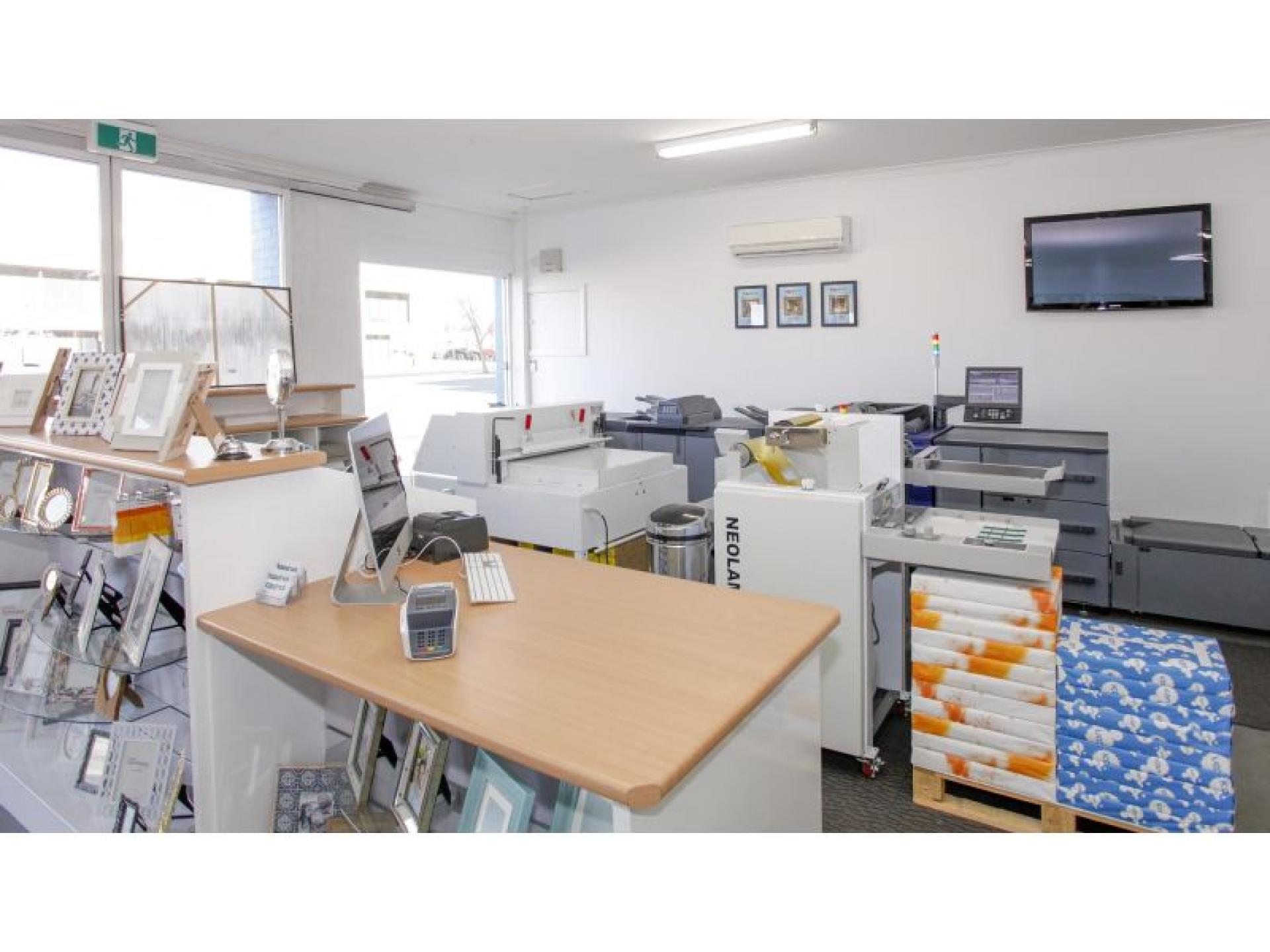 Retail And Commercial Printing 576070 3