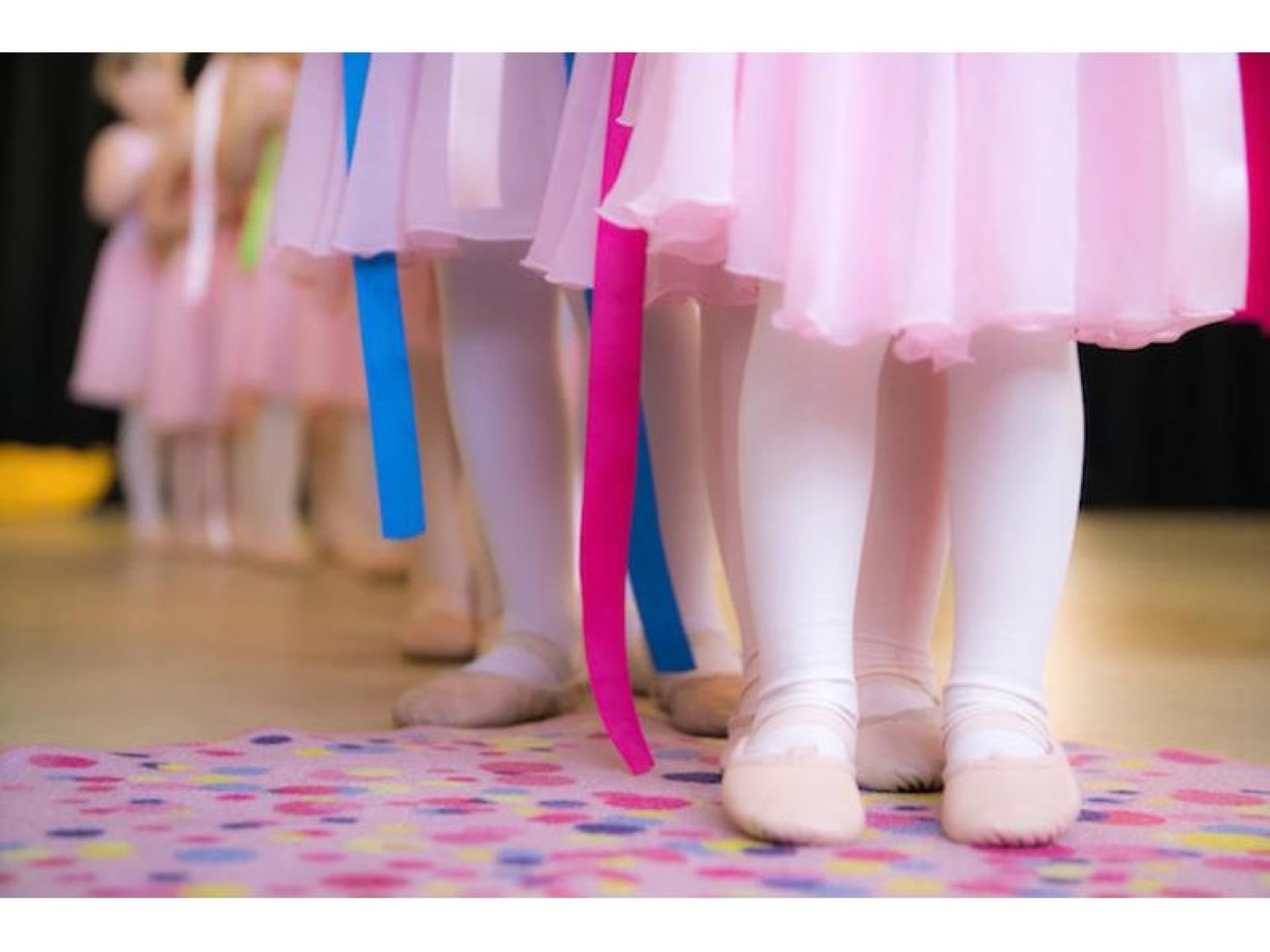 Sold! Independent Dance School 578400 1