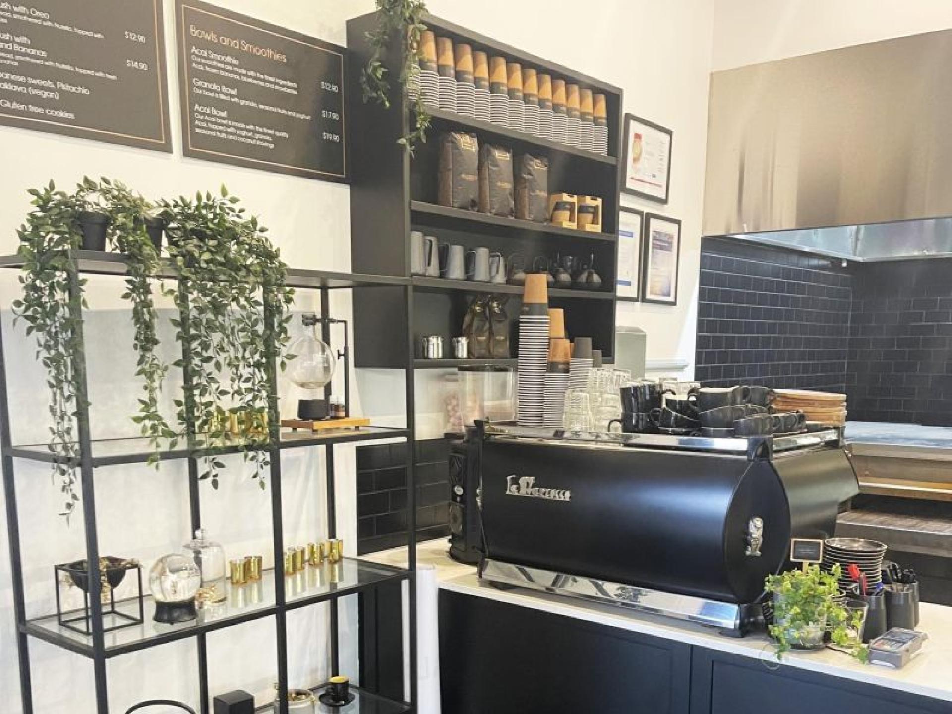 Cafe And Lebanese Bakery 579811 1