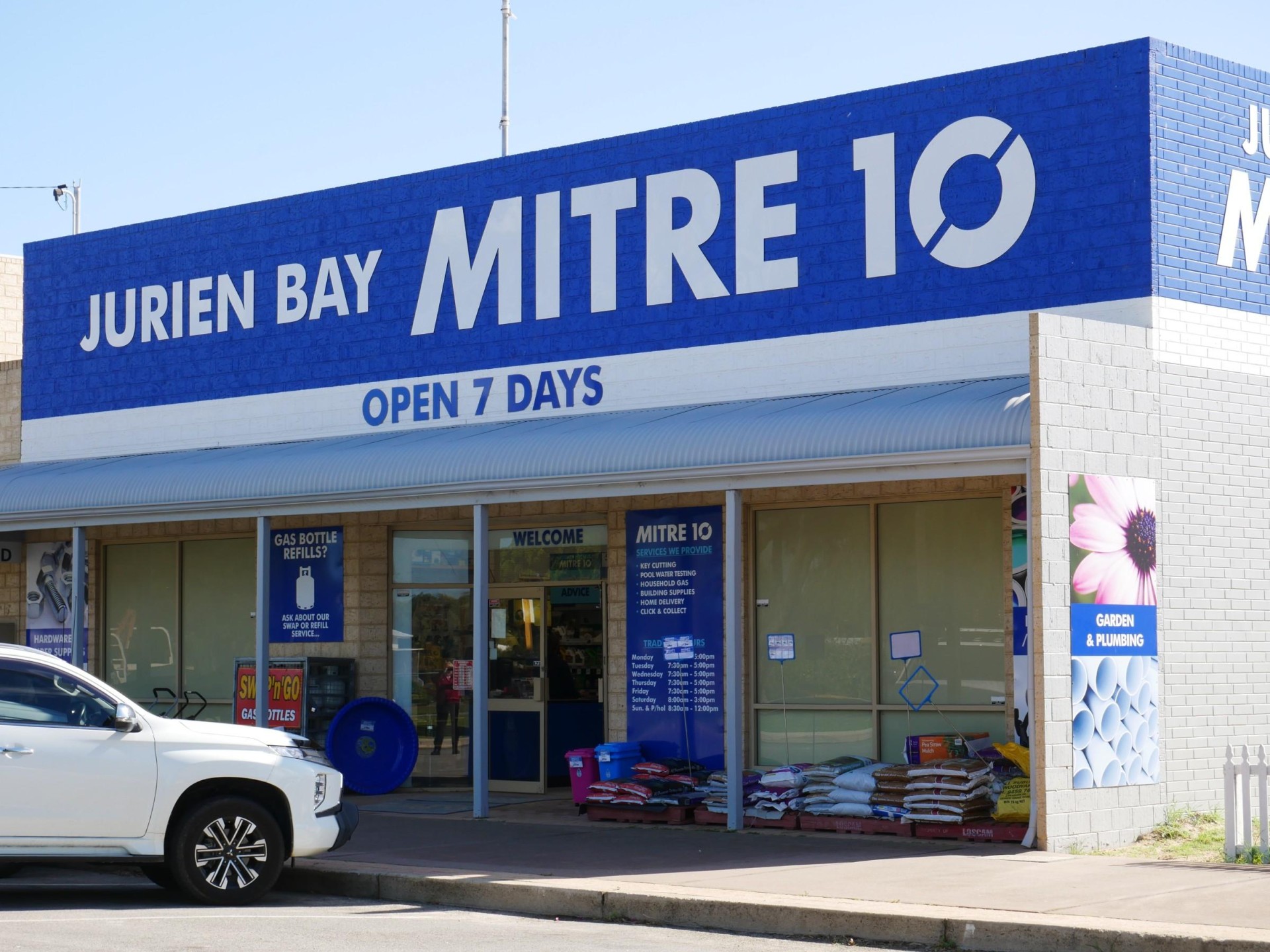 Live The Coastal Lifestyle 580864 1