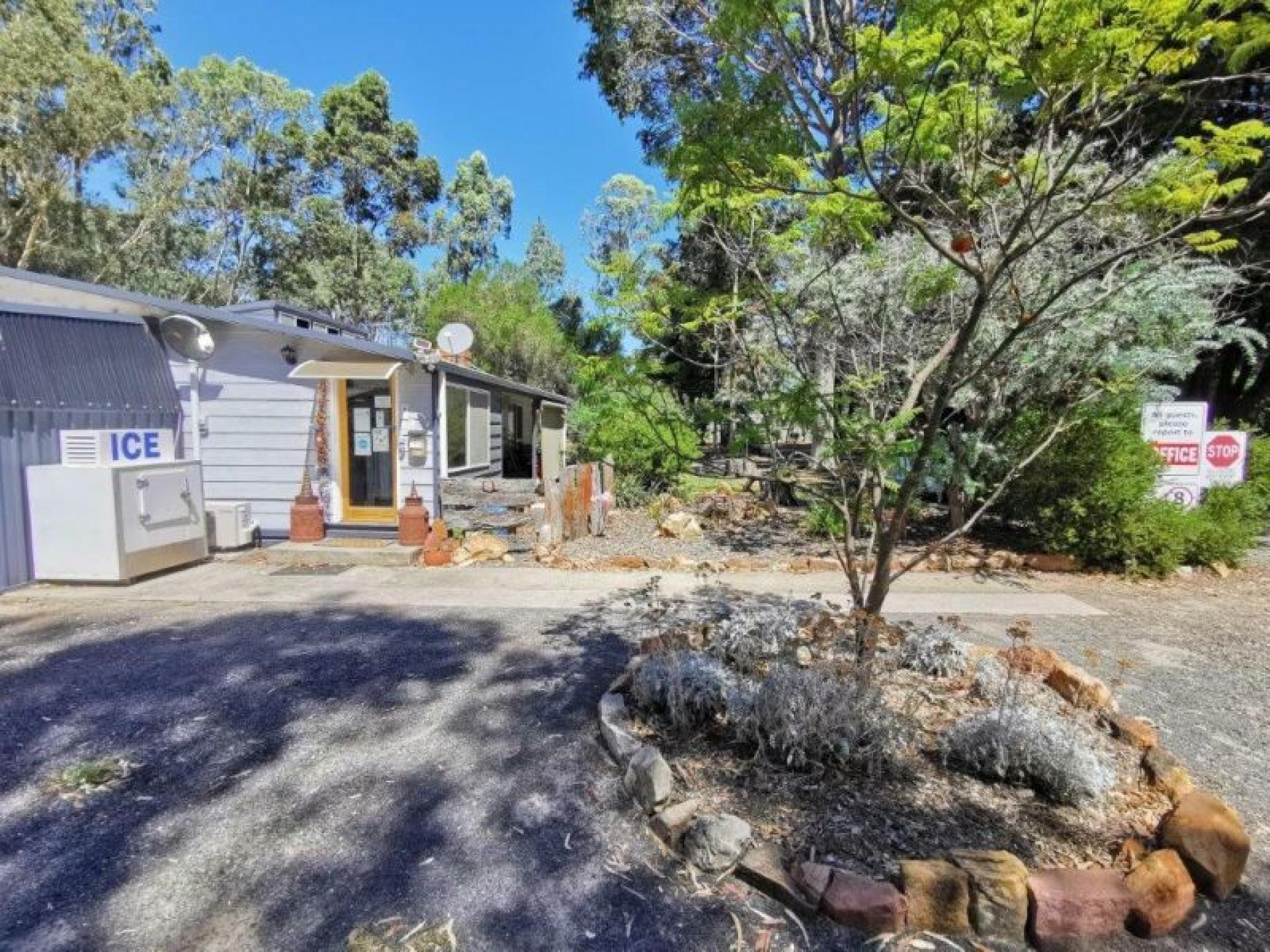 1035cpf - Ahh How’s 583059 2