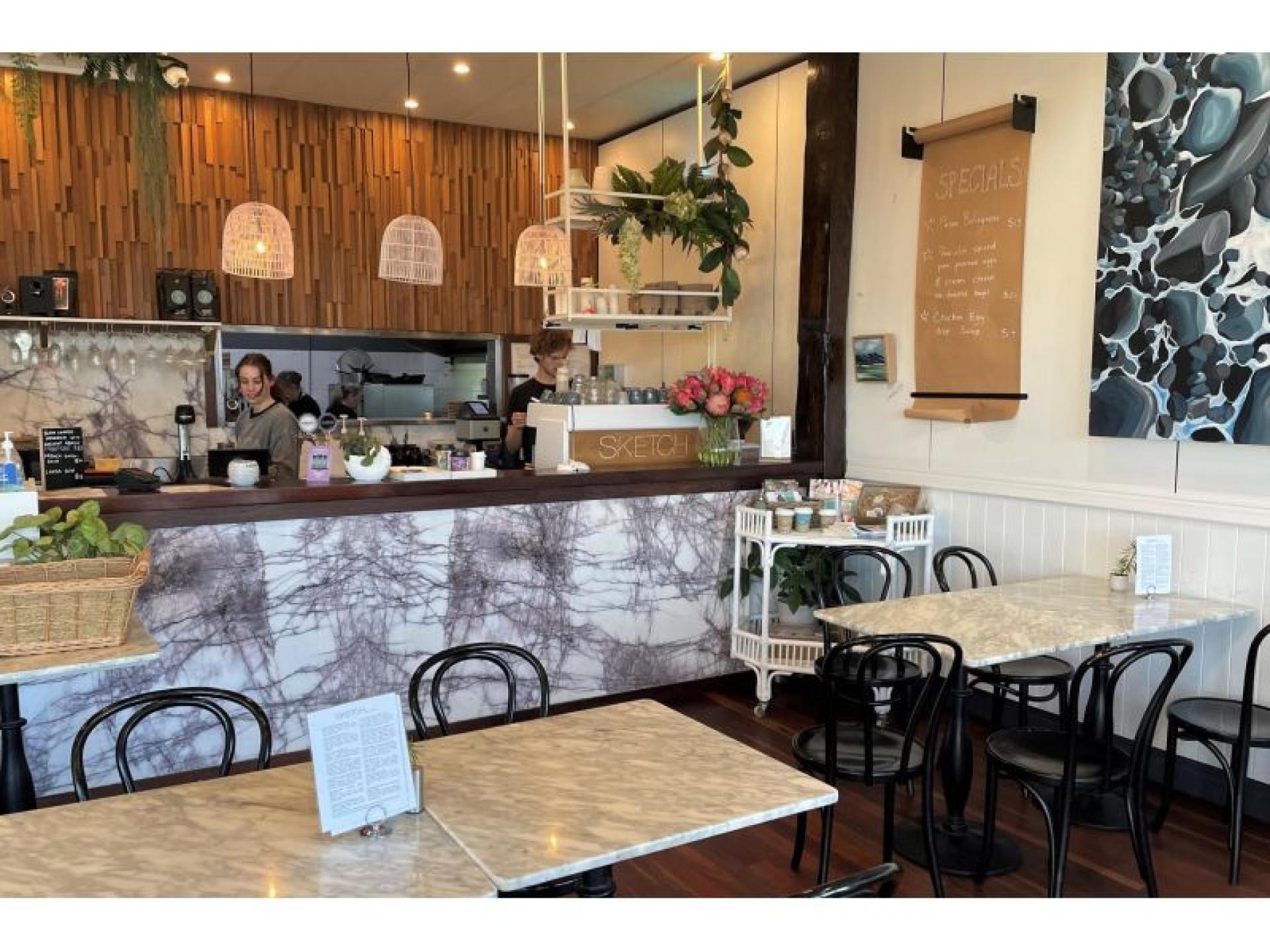 Established Coastal Cafe – 583865 3
