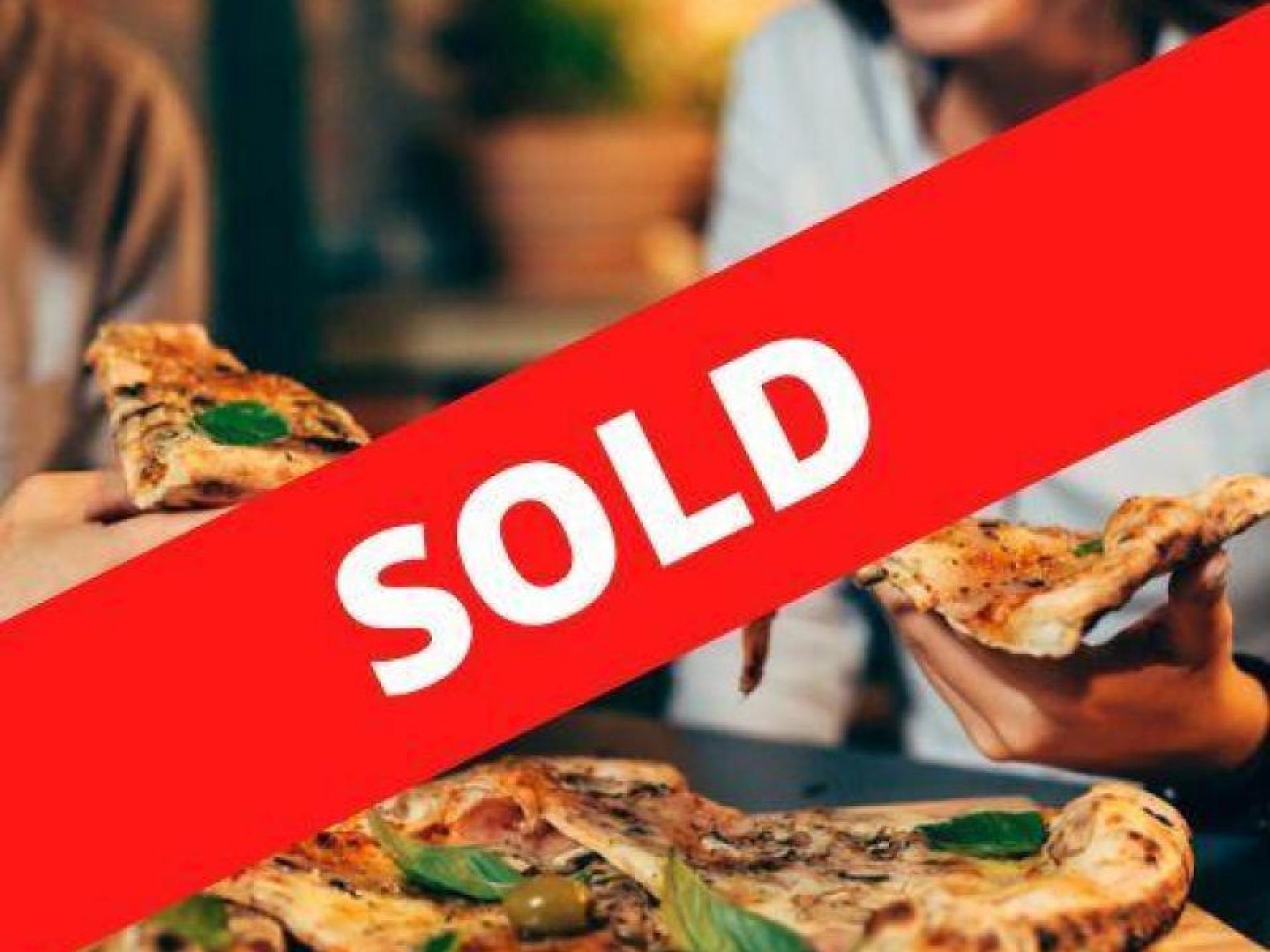 Profitable Gourmet Pizza Kitchen 583941 1