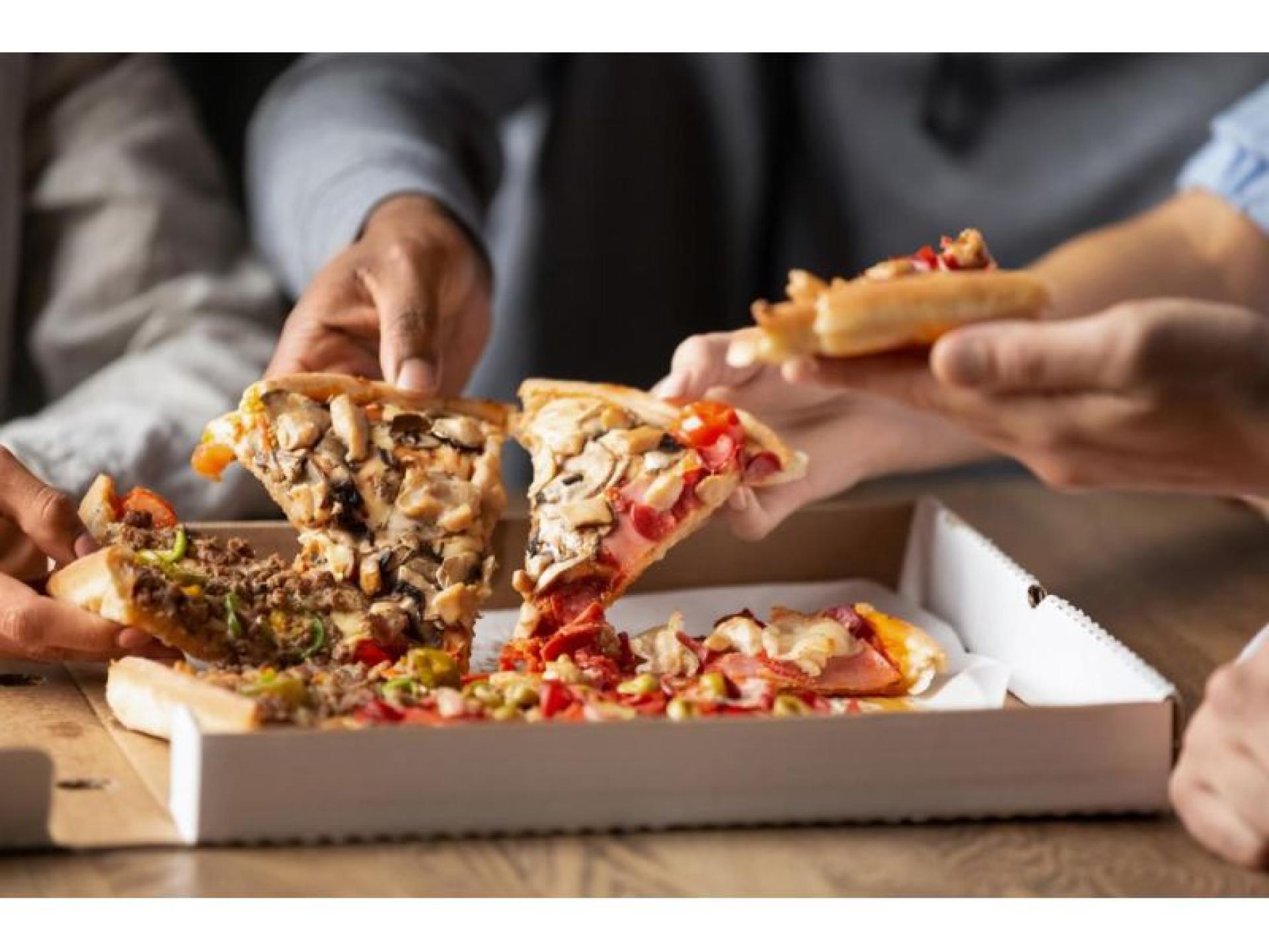 Profitable Gourmet Pizza Kitchen 583941 2