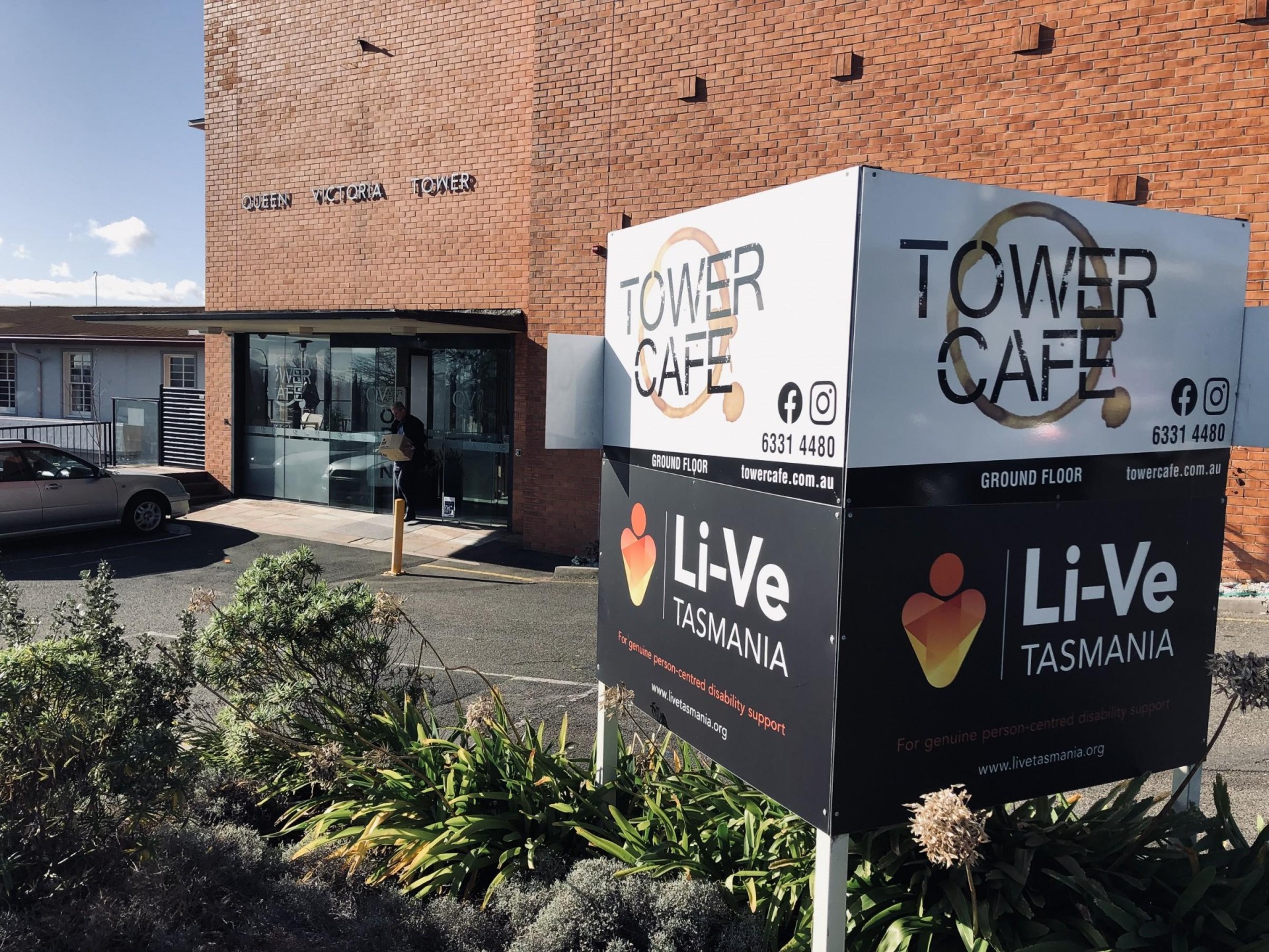 Popular Cafe In A 584249 3