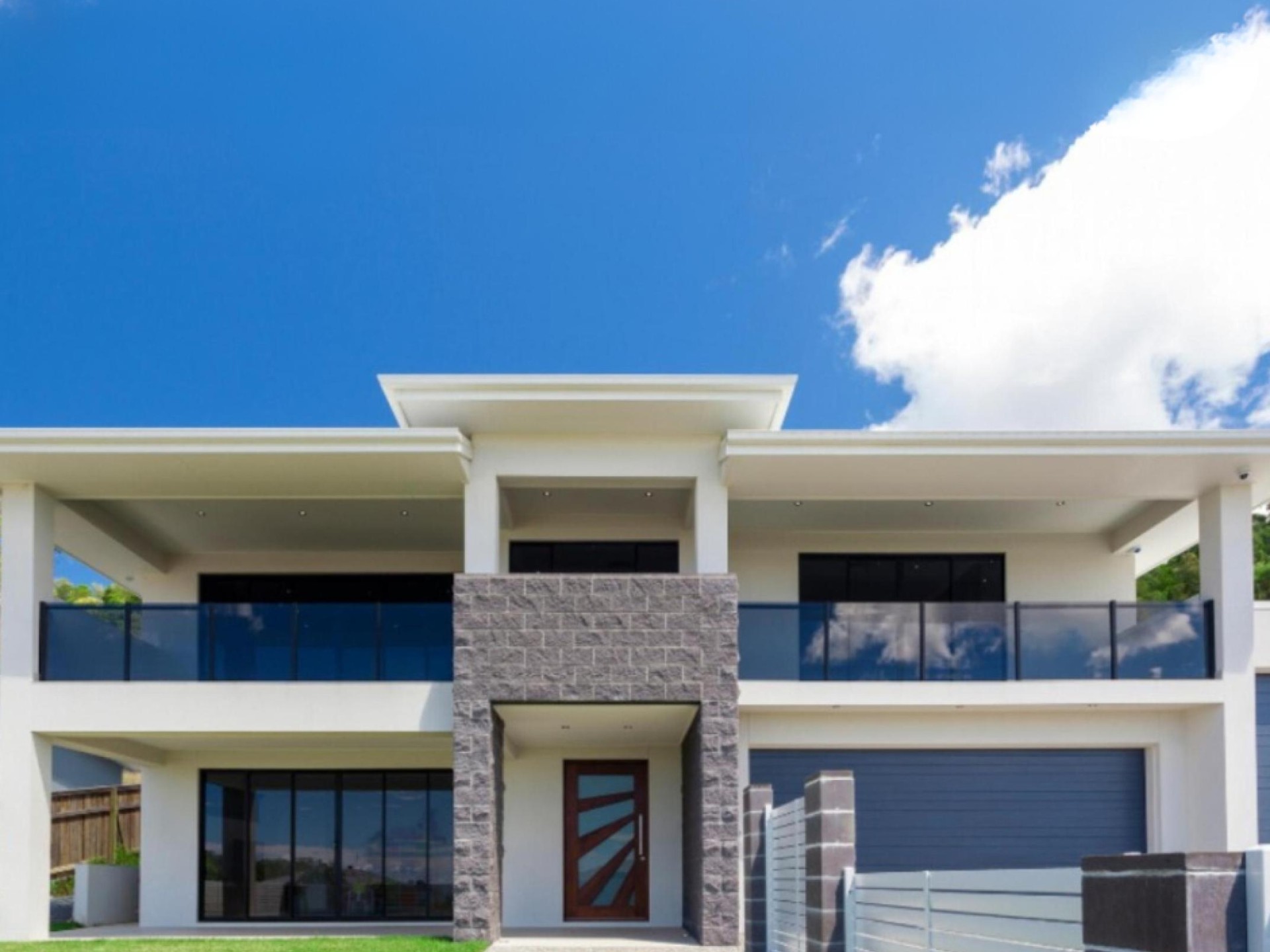 Quality Windows & Doors 585354 1