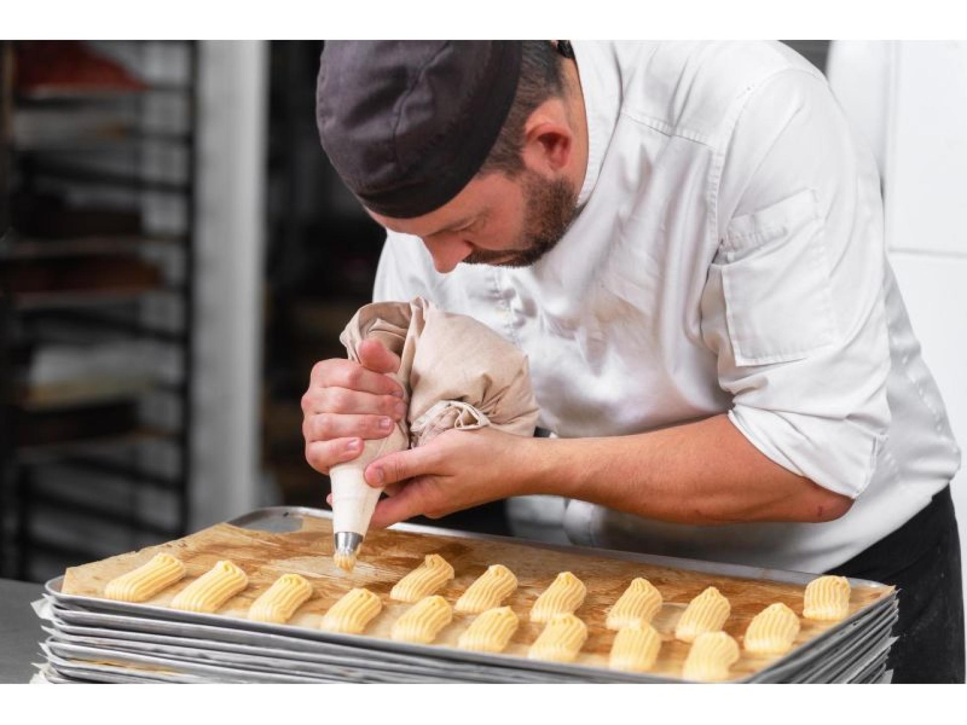 Thriving Under-management Cafe And 585484 3