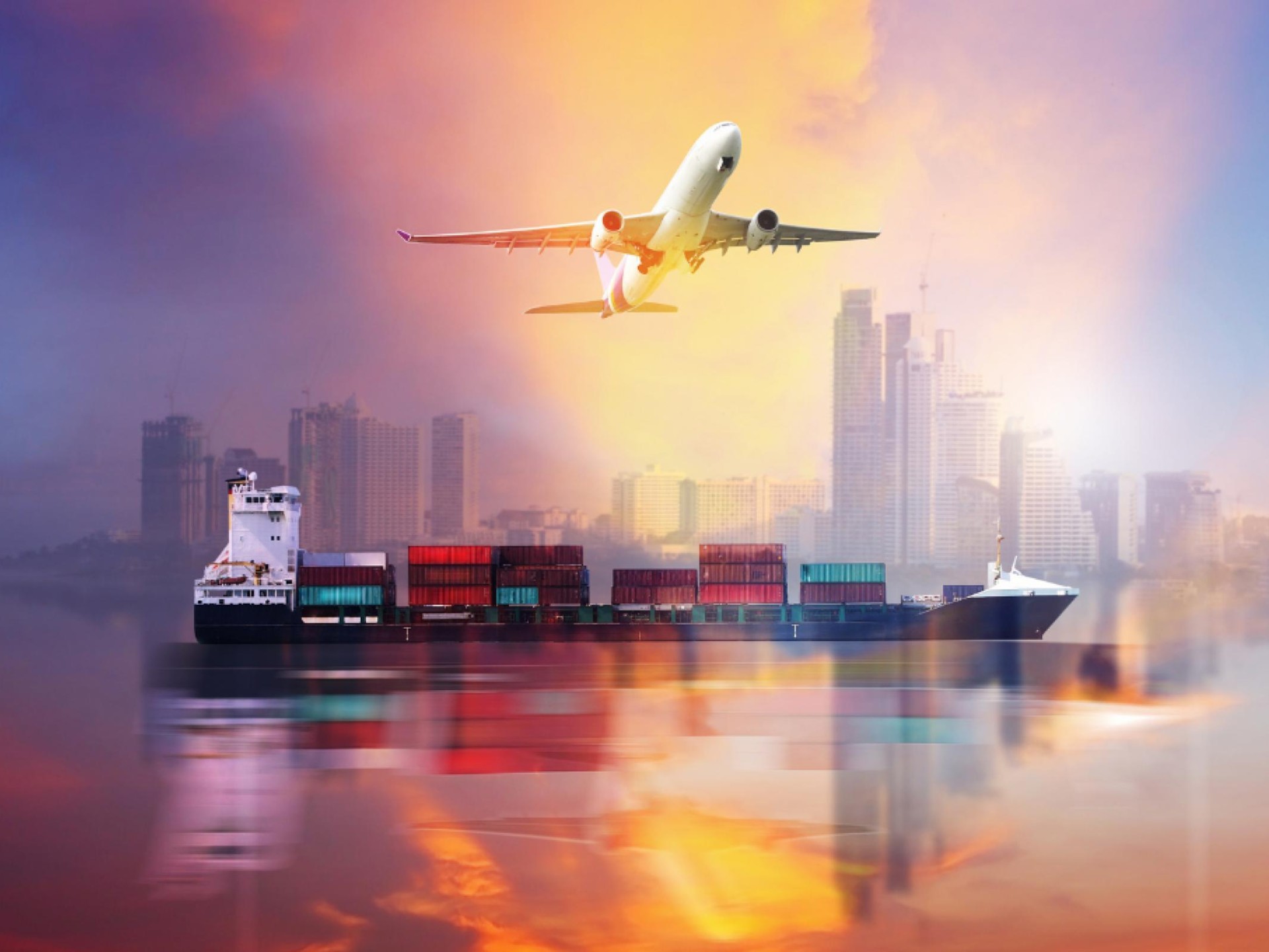 Freight Forwarding Customs Clearing 585727 1
