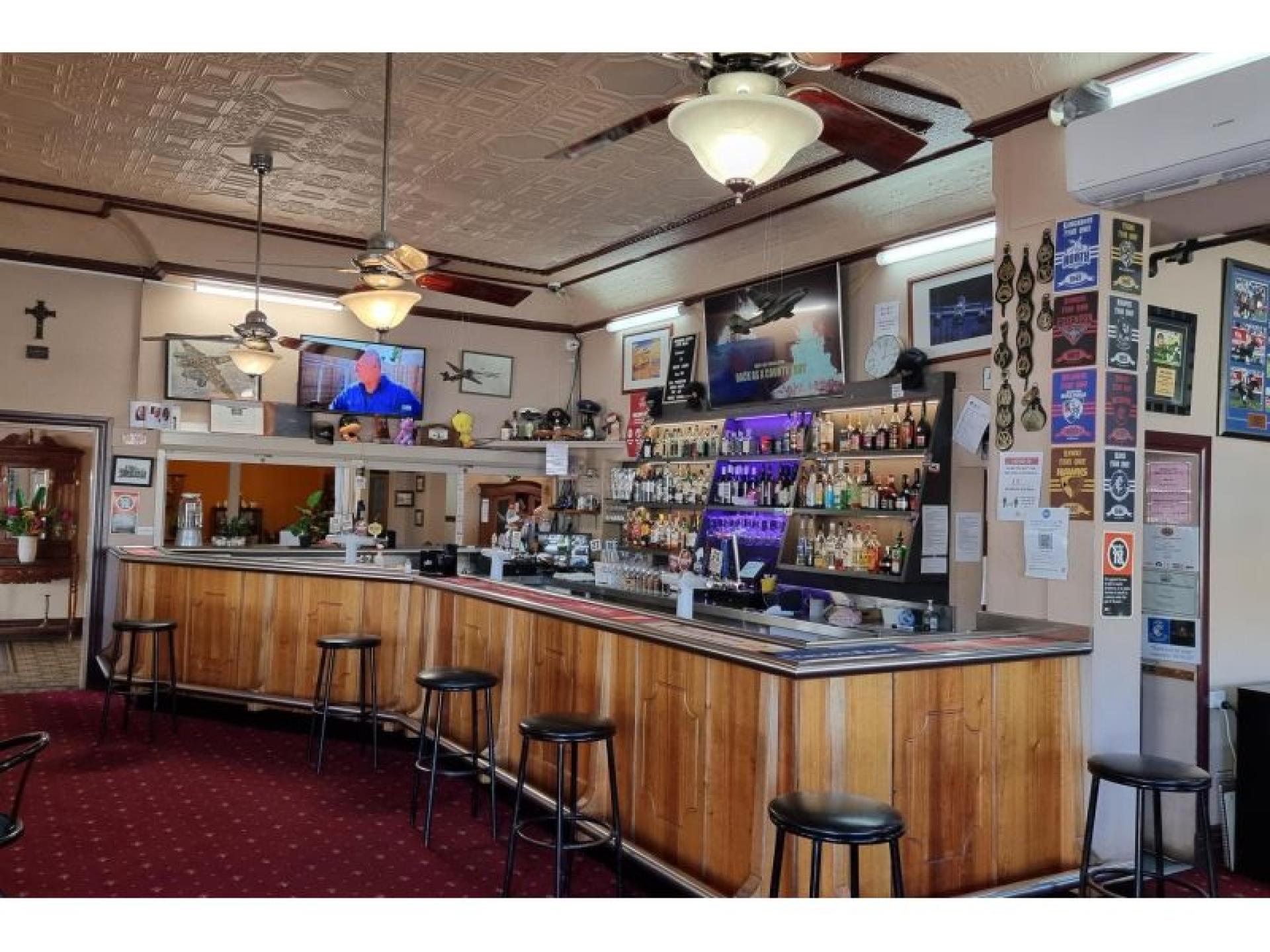 Sold - Royal Hotel 585930 2