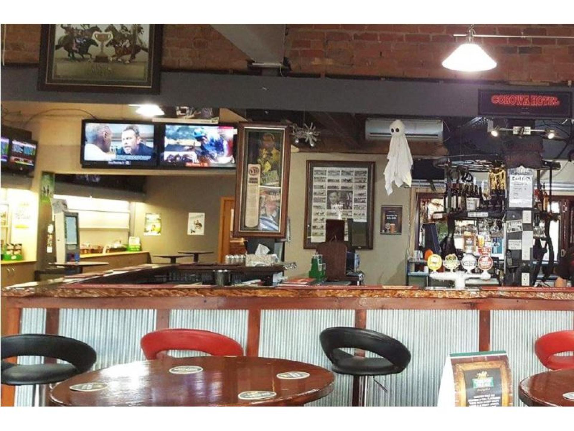 Sold - Corowa Hotel 585944 2
