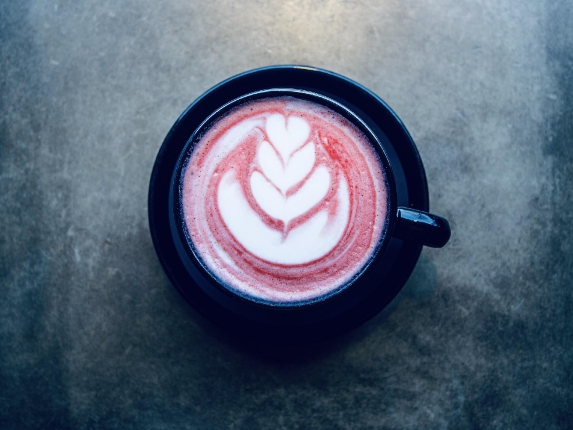 Under Full Management Coffee 586207 1