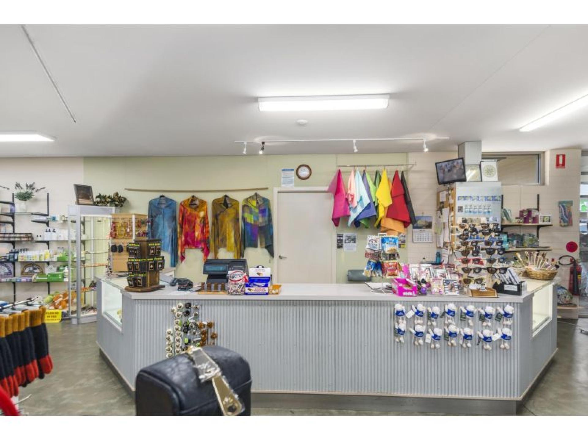 Iconic Goulburn Retail & 586576 3