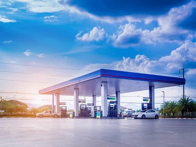 Independent Service Station Headlease 589422 3