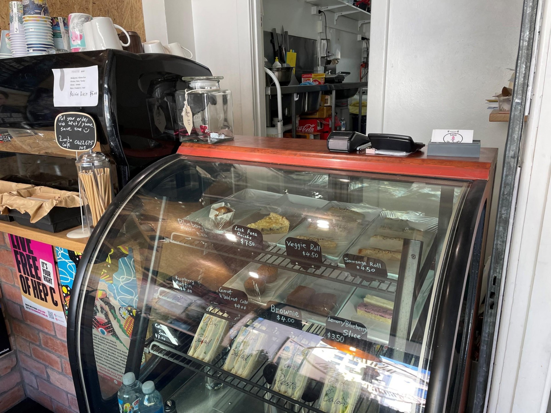 Low Ingoing Cafe In 590525 2