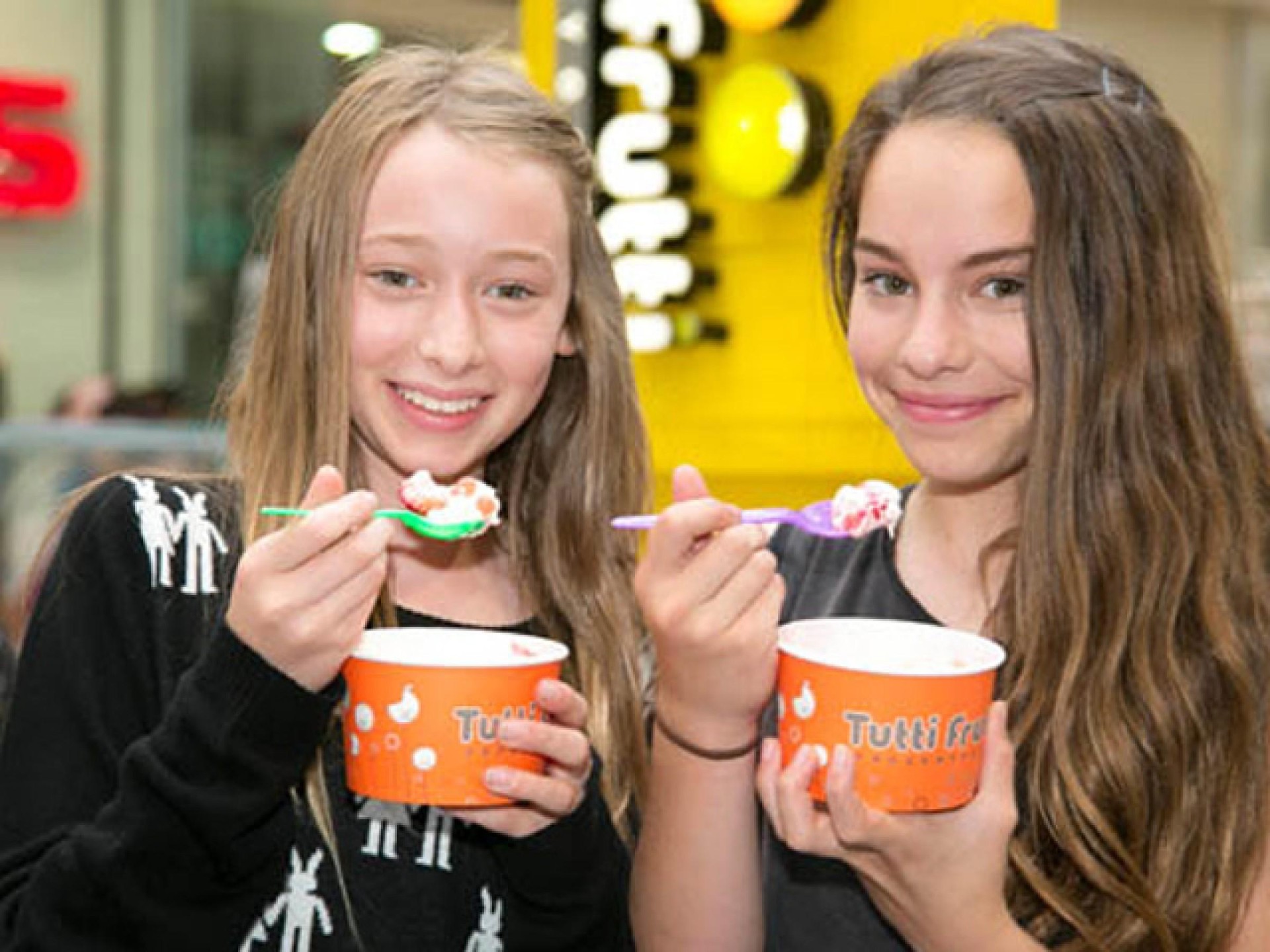 Tutti Frutti Frozen Yogurt 590747 2
