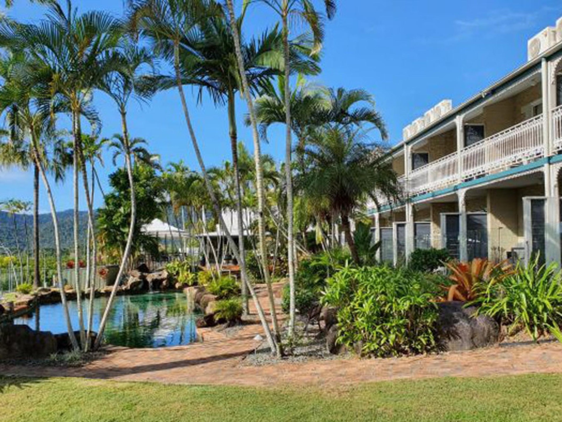 Whitsunday Full House – 591393 1