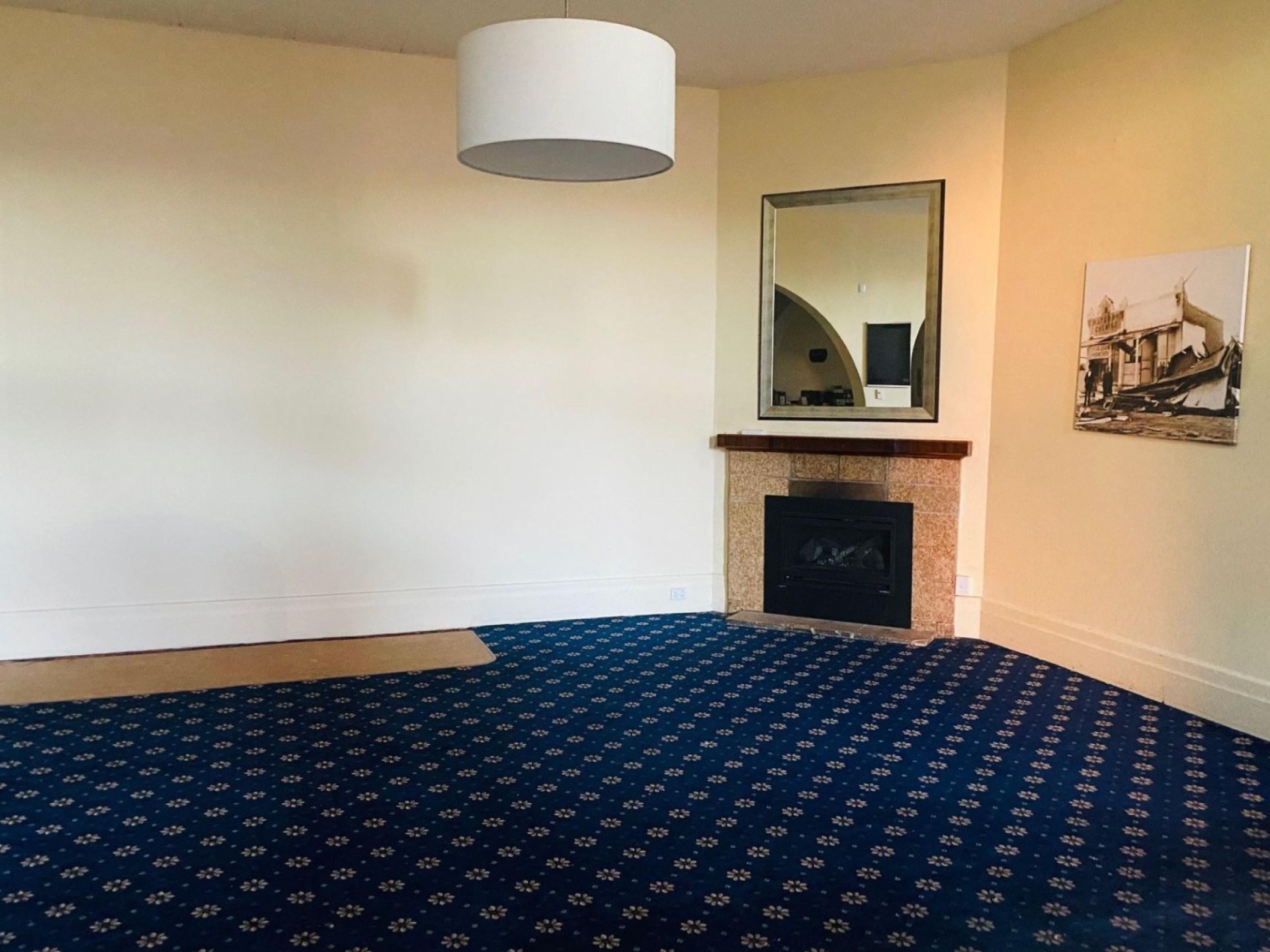 Unreserved Auction - Commercial 592510 3