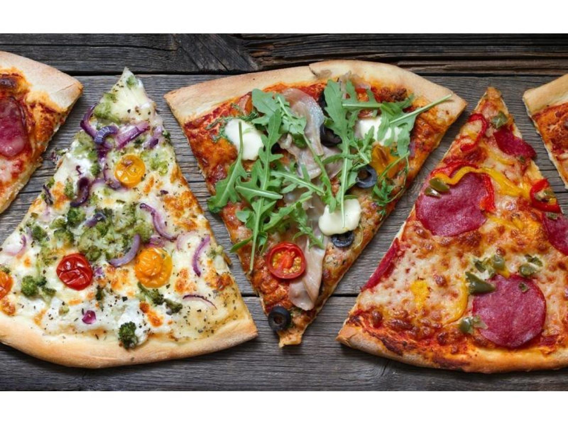 Well Equipped Pizza Restaurant 592596 2