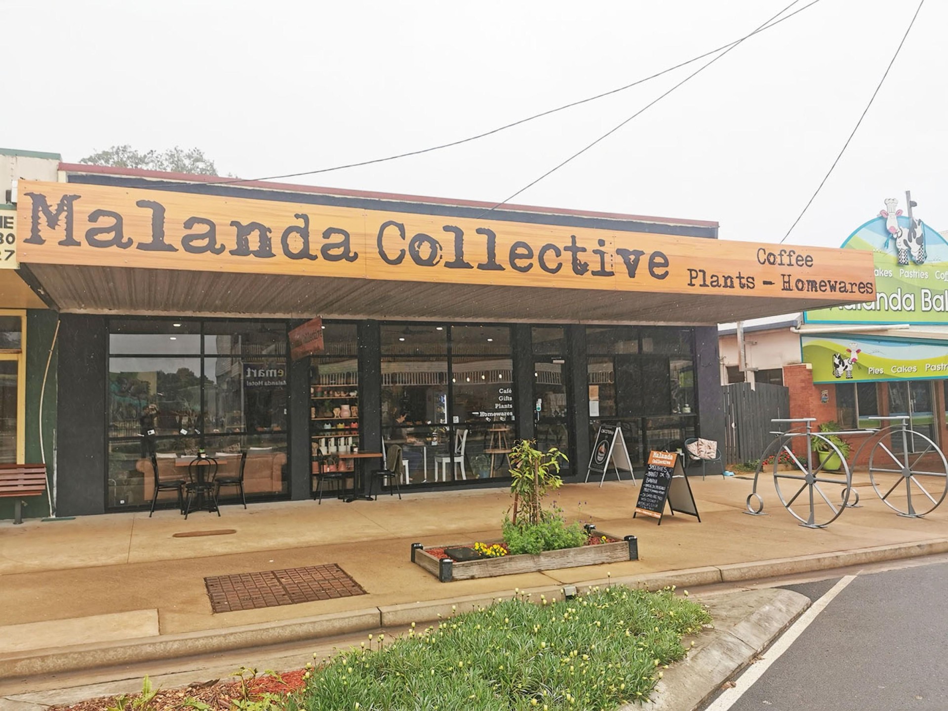 Malanda Collective - Gifts 593062 1