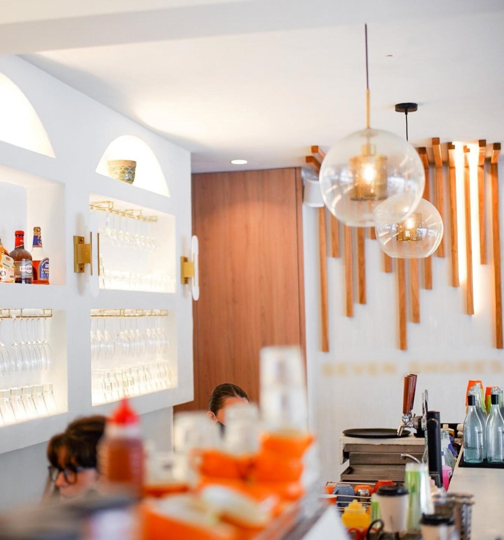 Stunning Modern Café With 593213 1