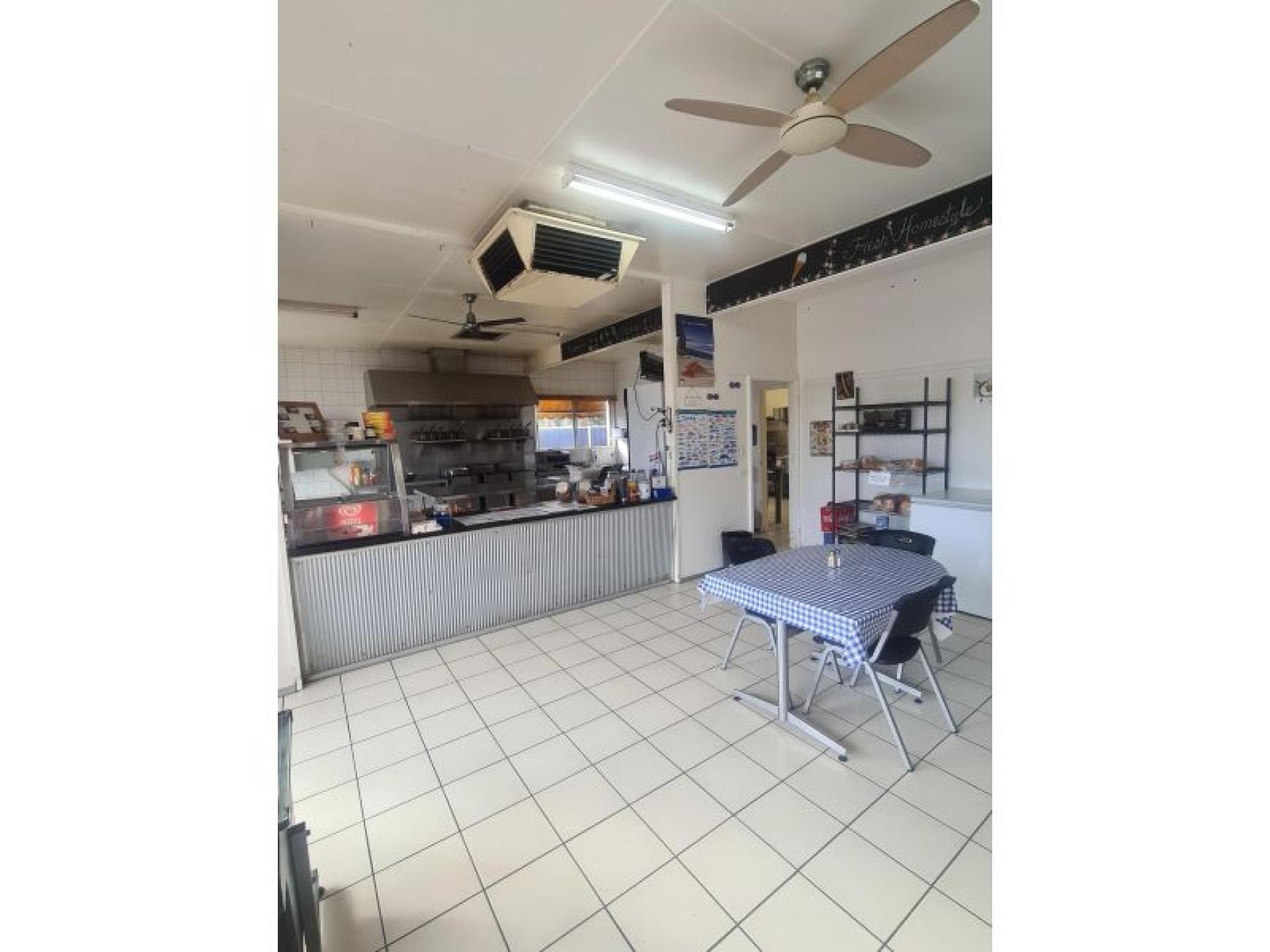 Sold = Freehold Business 594239 3