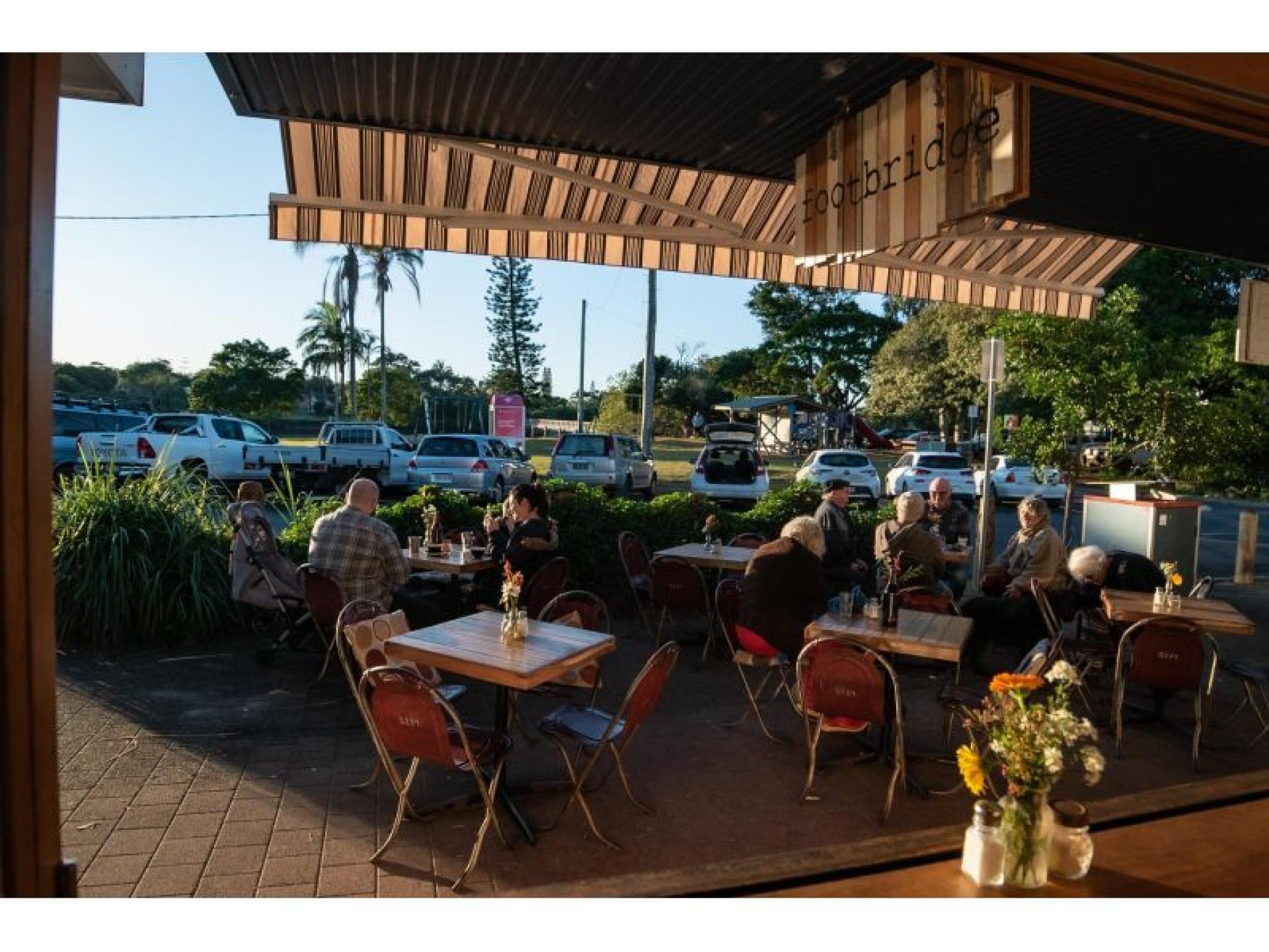 Under Offer - Waterfront 594276 1