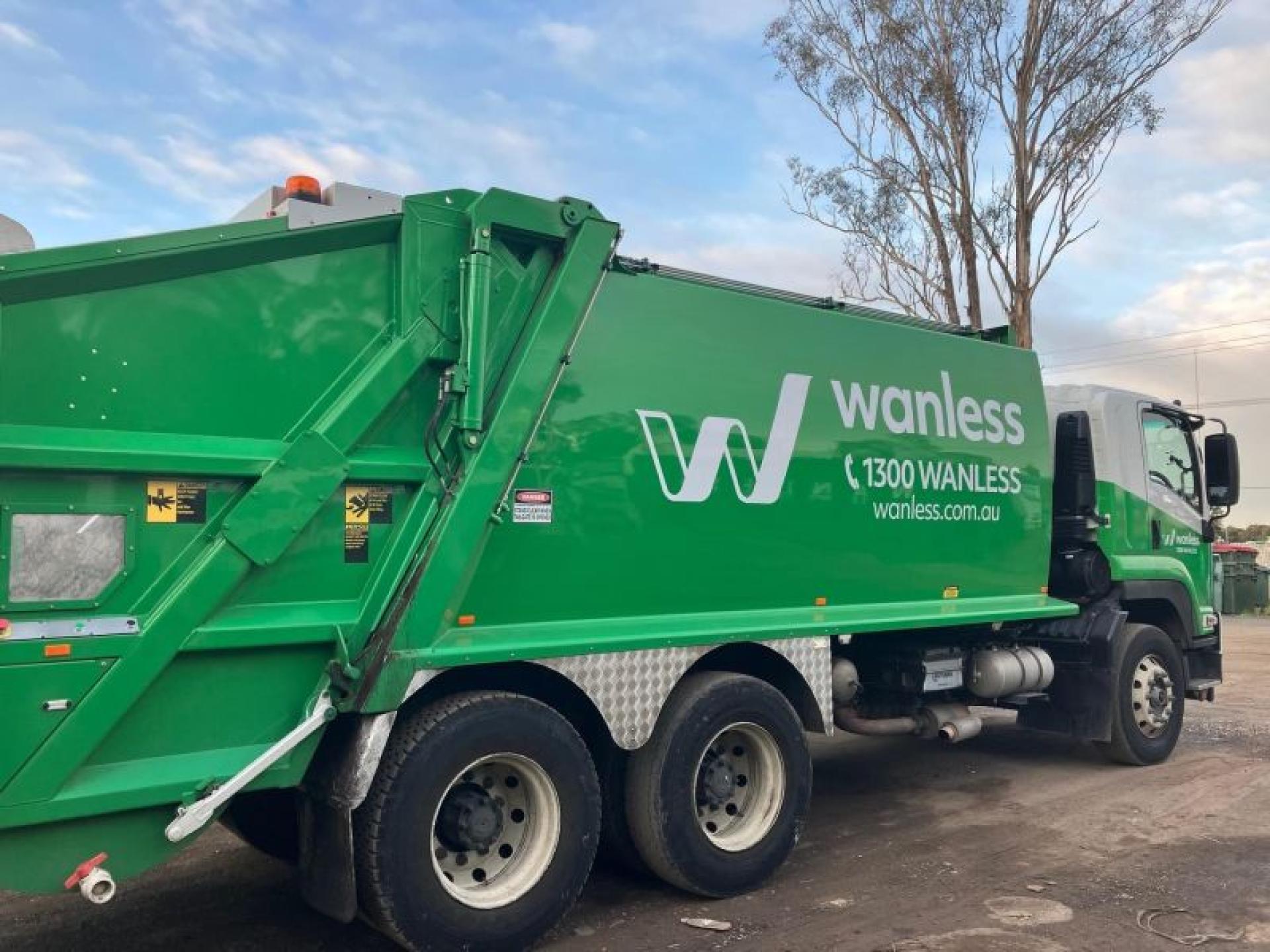 Owner-driver Waste Management Service 594507 3