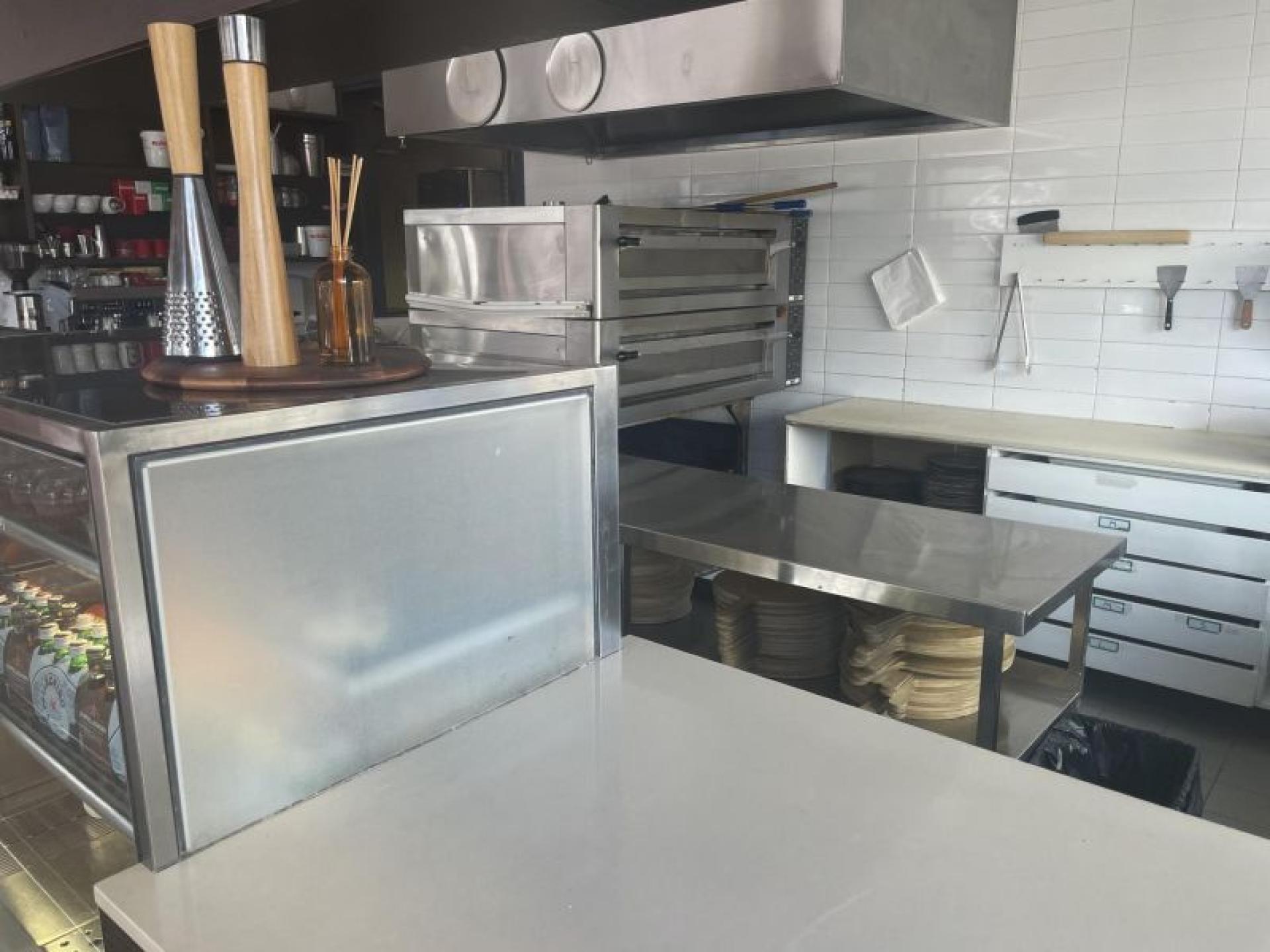 Italian Pizza-pasta Bar And 594515 3