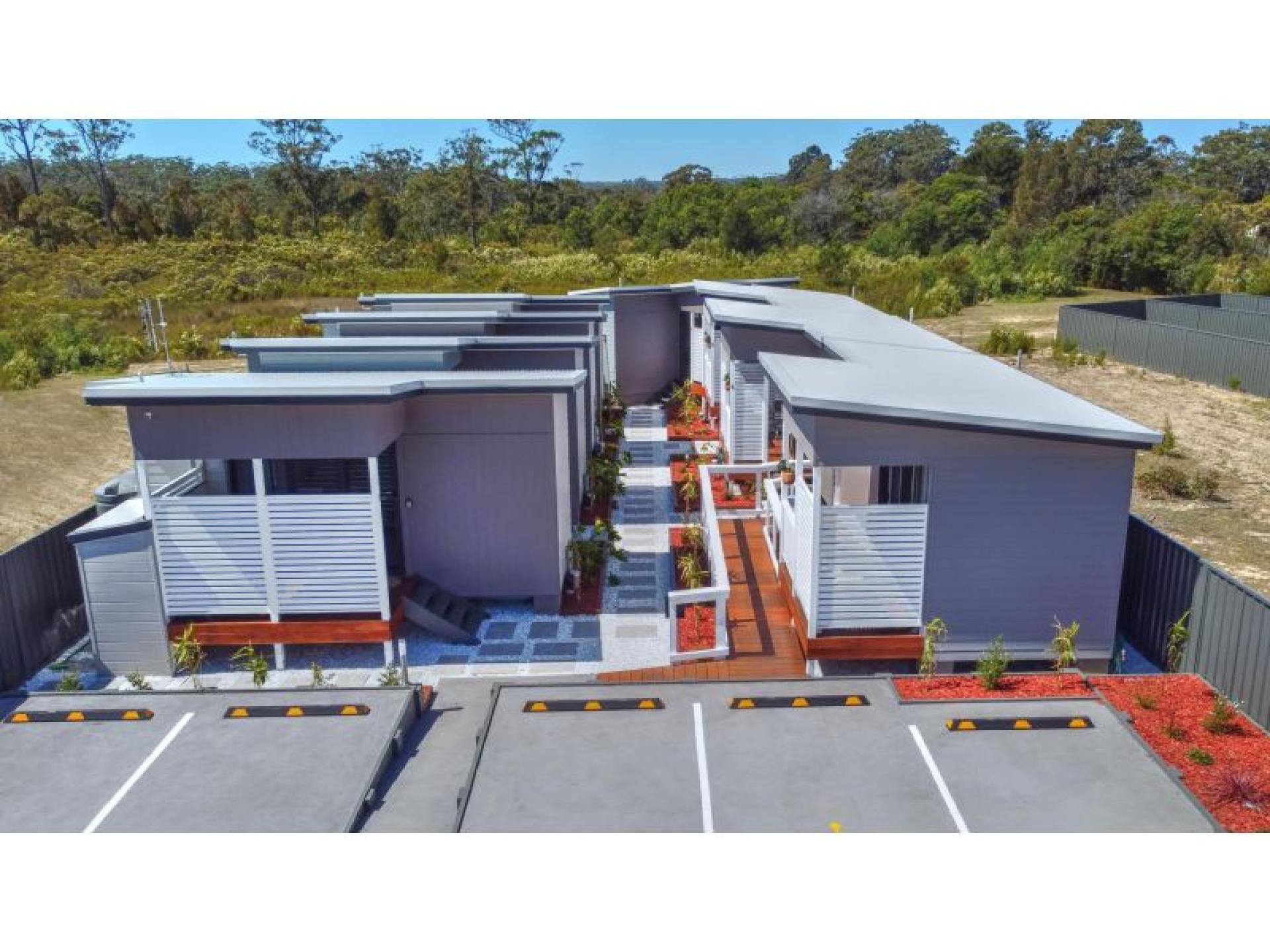 Holiday Accommodation Units For 594552 3