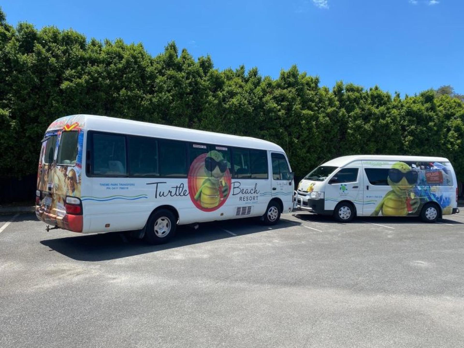 Under Offer-resort Shuttle Bus 594585 1