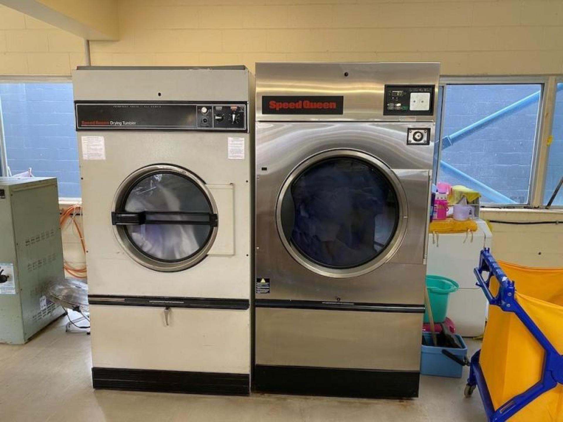 Commercial And Domestic Laundry 594594 3